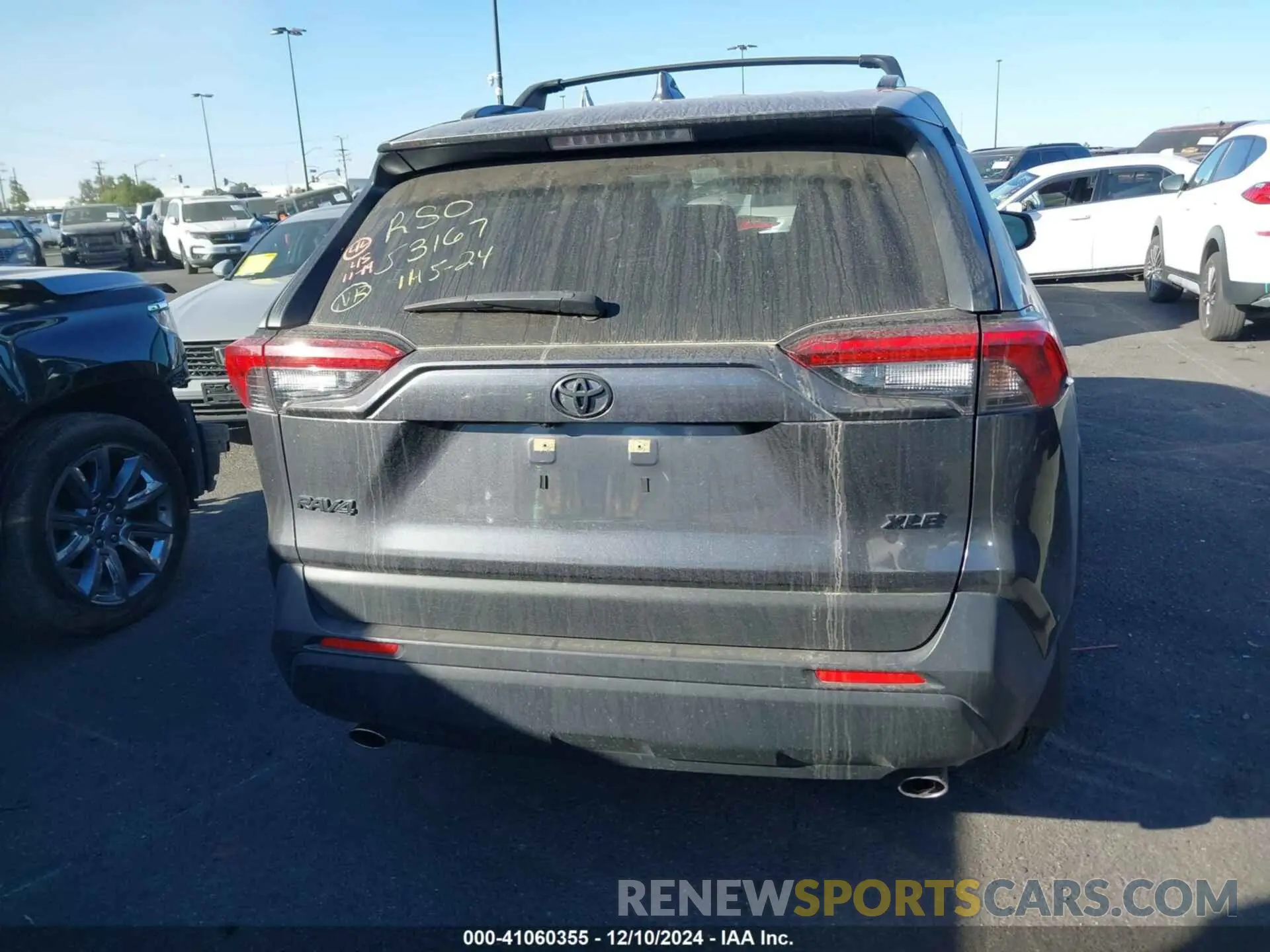 16 fotografías del automóvil dañado JTMW1RFV4PJ025034 TOYOTA RAV4 2023