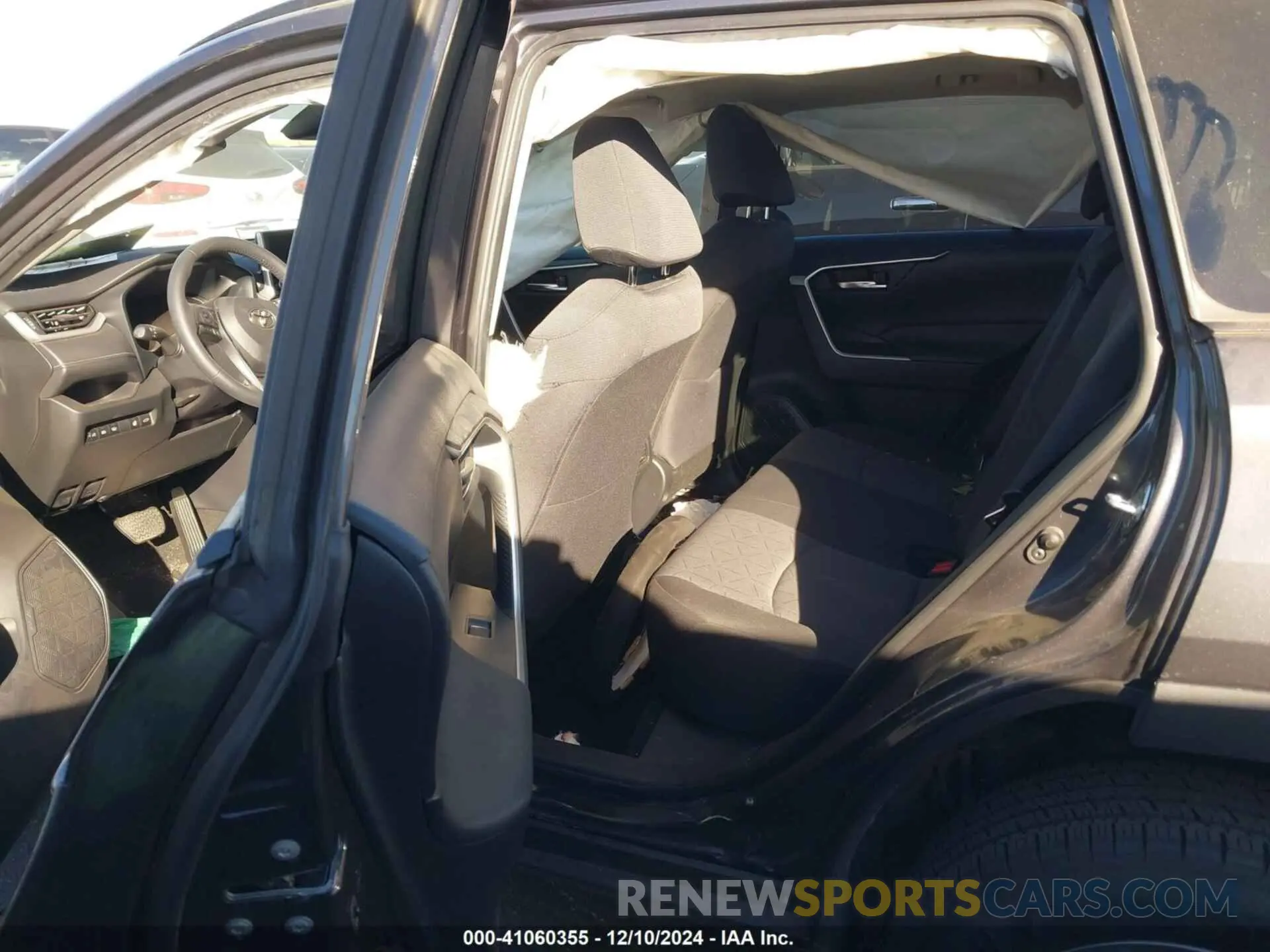 8 fotografías del automóvil dañado JTMW1RFV4PJ025034 TOYOTA RAV4 2023