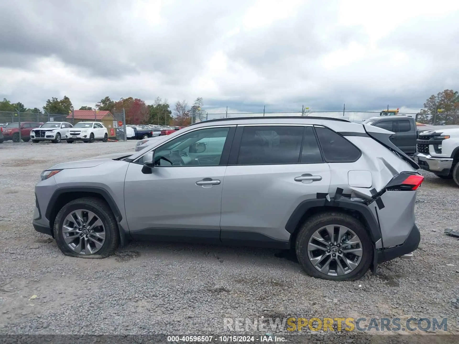 14 fotografías del automóvil dañado 2T3A1RFV1RC479659 TOYOTA RAV4 2024