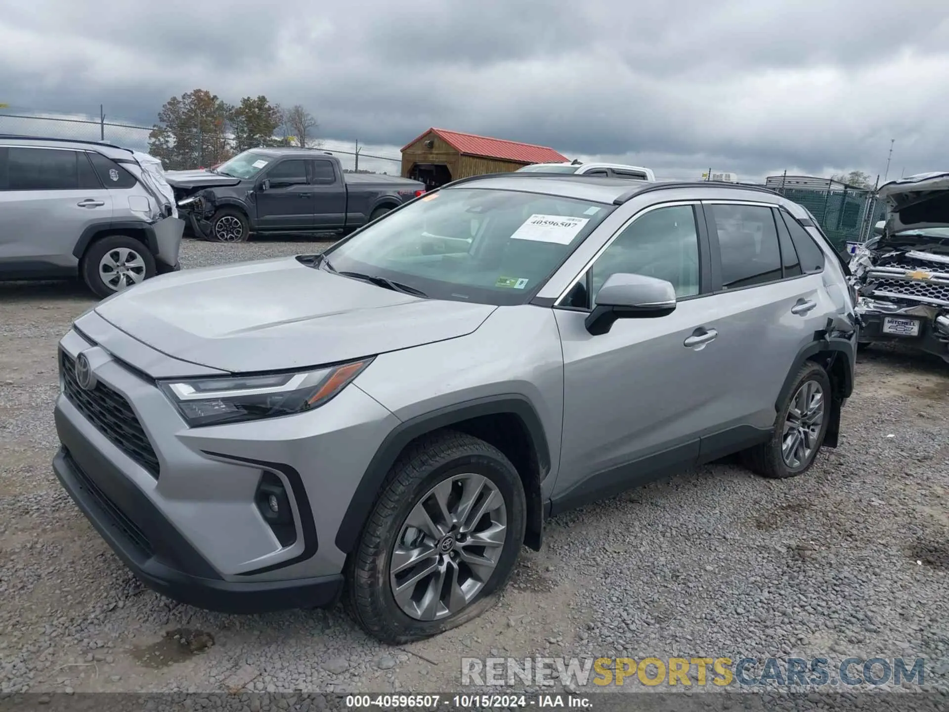 2 fotografías del automóvil dañado 2T3A1RFV1RC479659 TOYOTA RAV4 2024