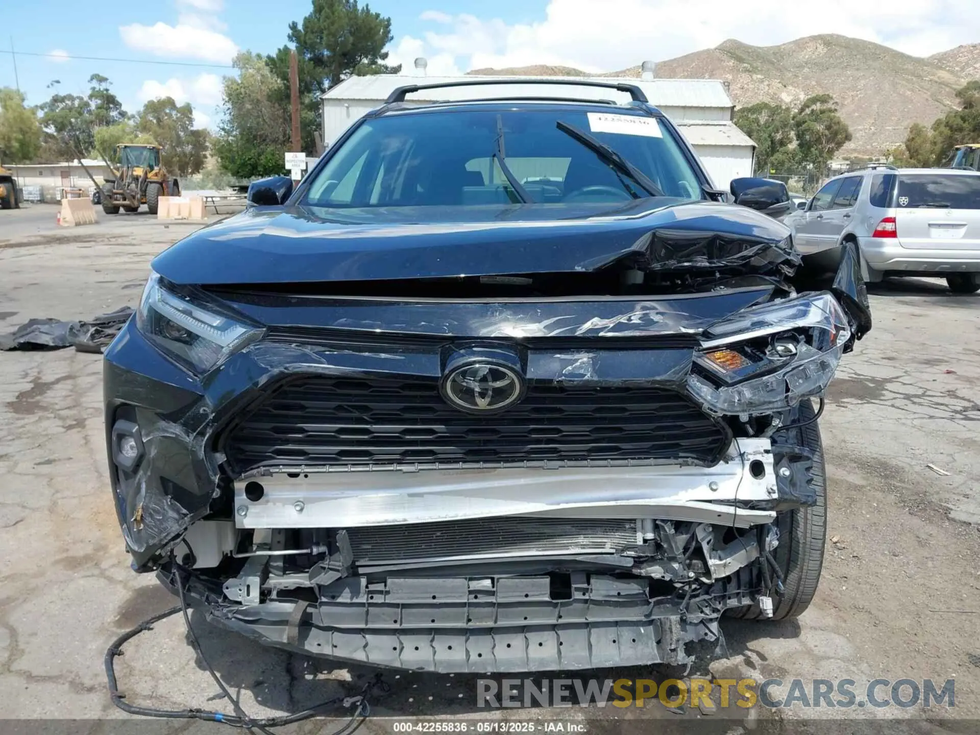 12 fotografías del automóvil dañado 2T3A1RFV2RC426338 TOYOTA RAV4 2024