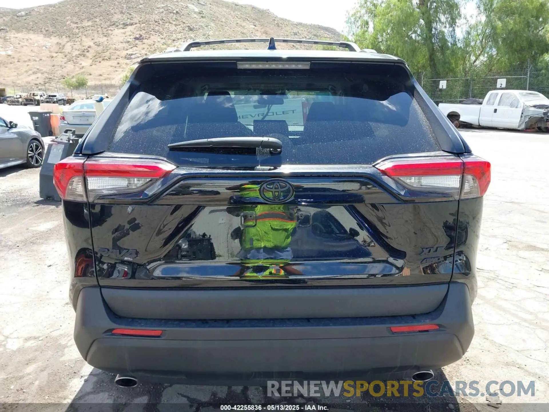 16 fotografías del automóvil dañado 2T3A1RFV2RC426338 TOYOTA RAV4 2024