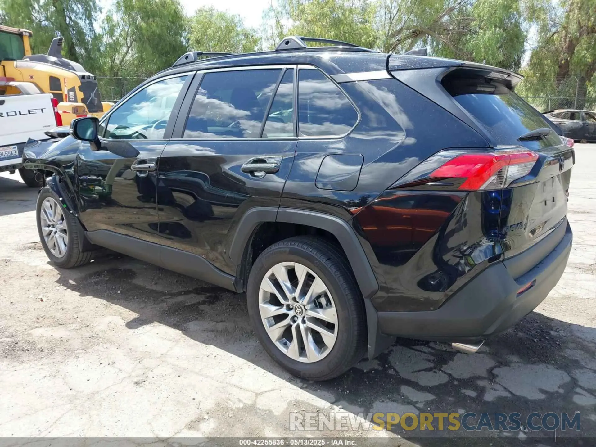3 fotografías del automóvil dañado 2T3A1RFV2RC426338 TOYOTA RAV4 2024