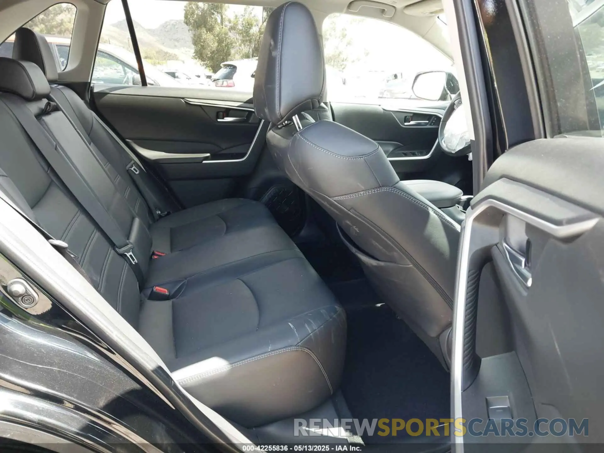 8 fotografías del automóvil dañado 2T3A1RFV2RC426338 TOYOTA RAV4 2024