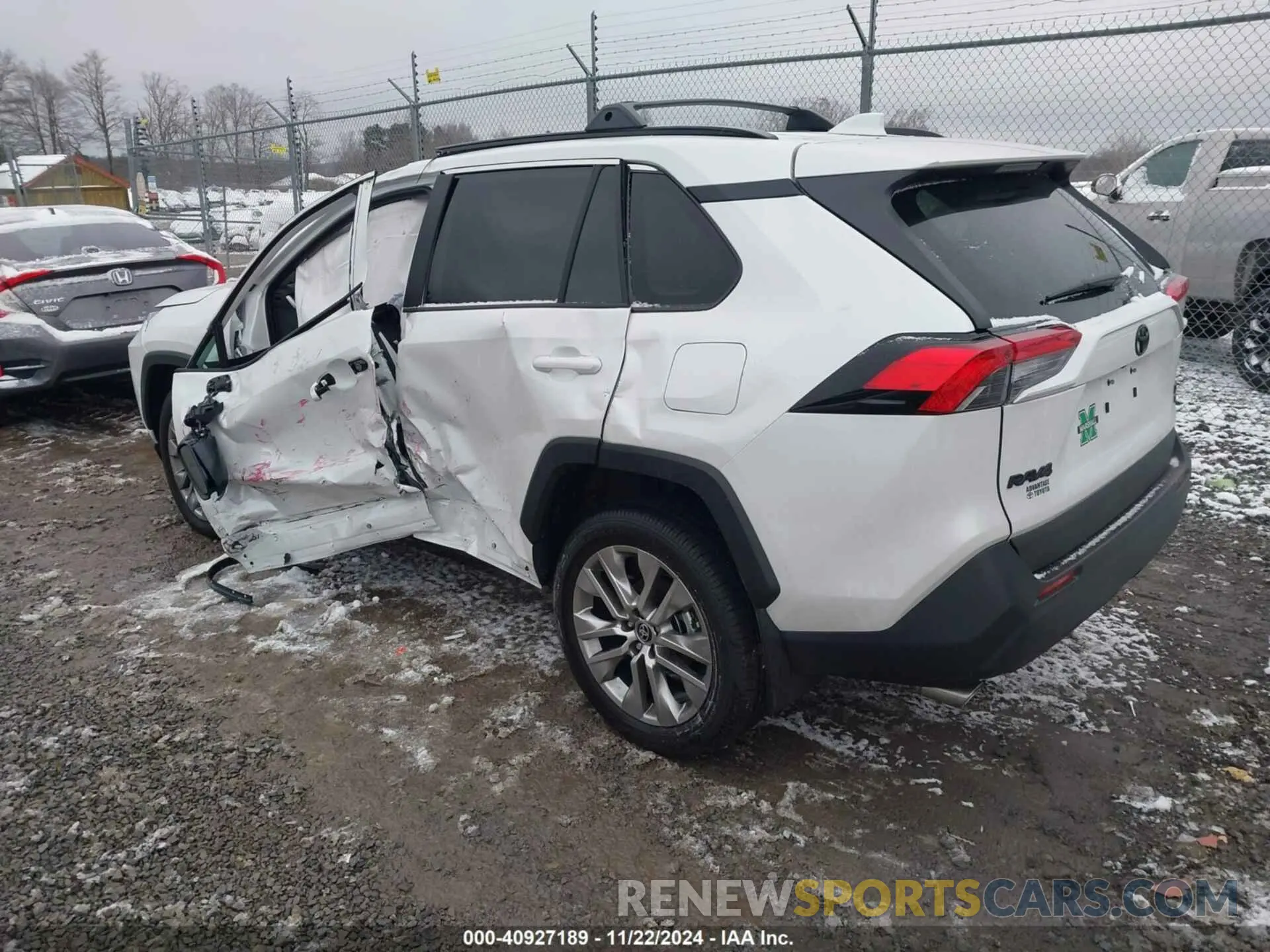 3 fotografías del automóvil dañado 2T3A1RFV2RW484691 TOYOTA RAV4 2024