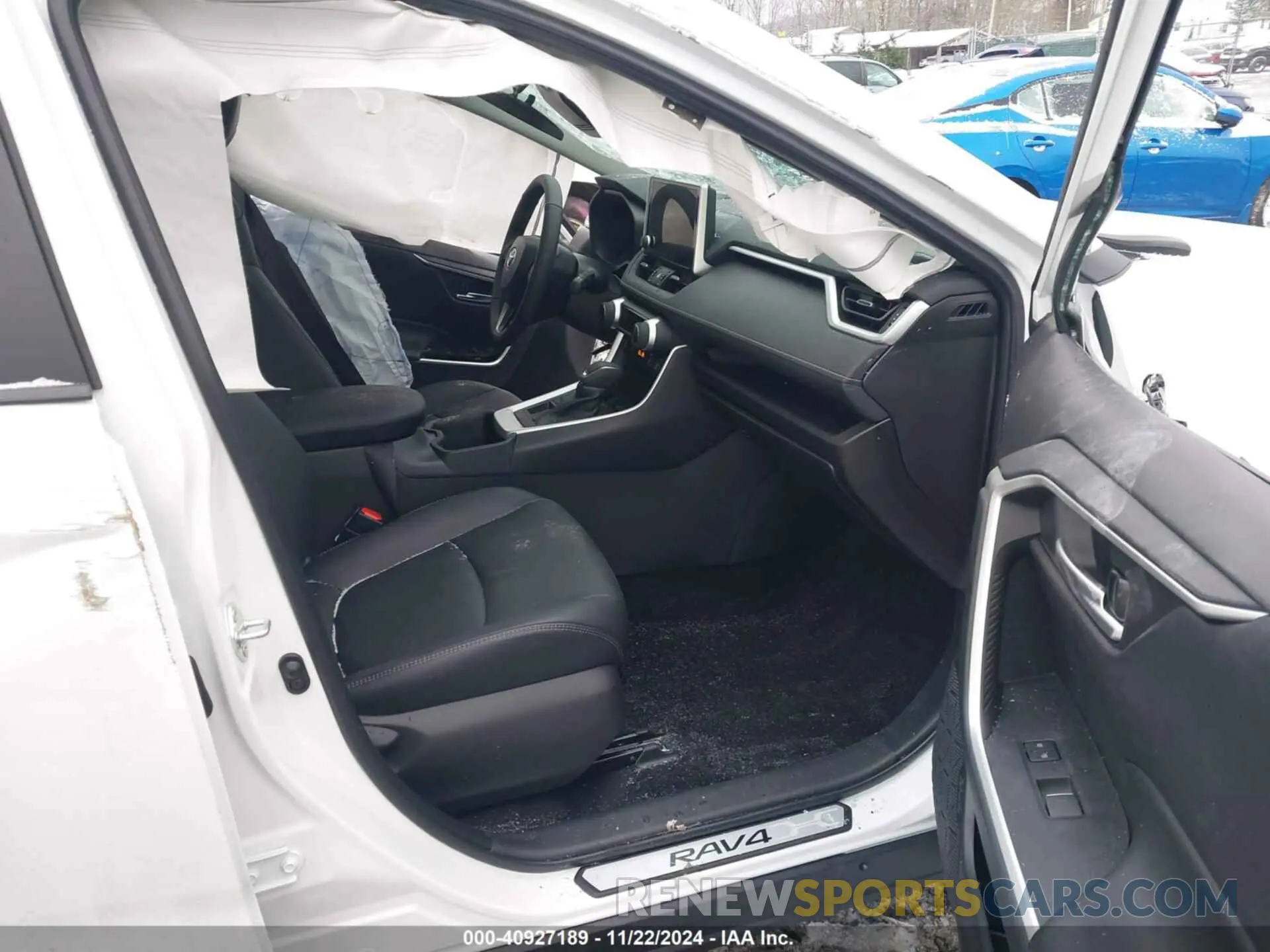 5 fotografías del automóvil dañado 2T3A1RFV2RW484691 TOYOTA RAV4 2024
