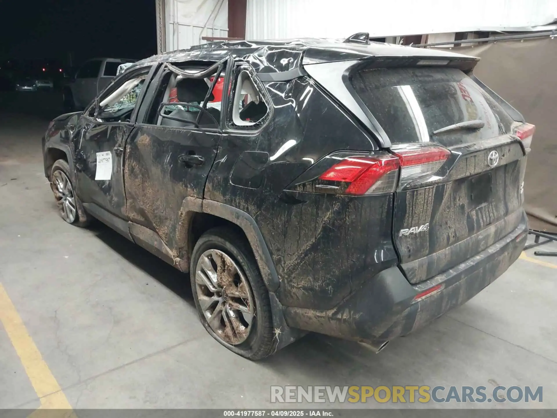 3 fotografías del automóvil dañado 2T3A1RFV3RC405031 TOYOTA RAV4 2024