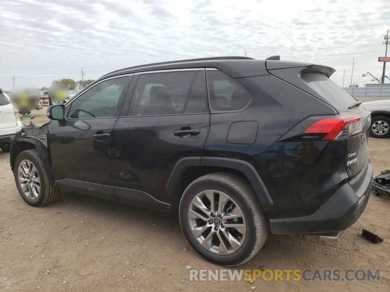 2 fotografías del automóvil dañado 2T3A1RFV3RC441396 TOYOTA RAV4 2024