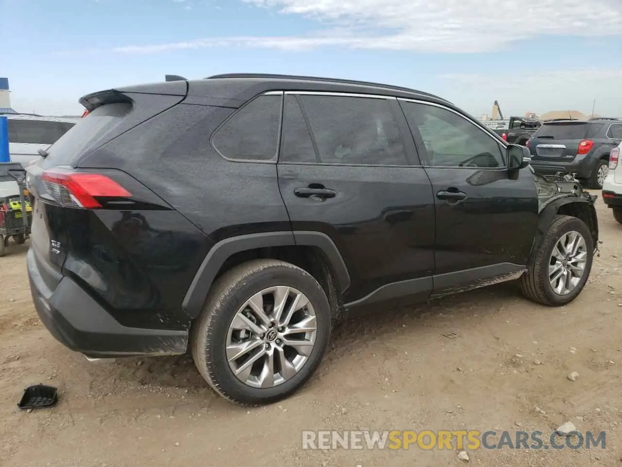 3 fotografías del automóvil dañado 2T3A1RFV3RC441396 TOYOTA RAV4 2024
