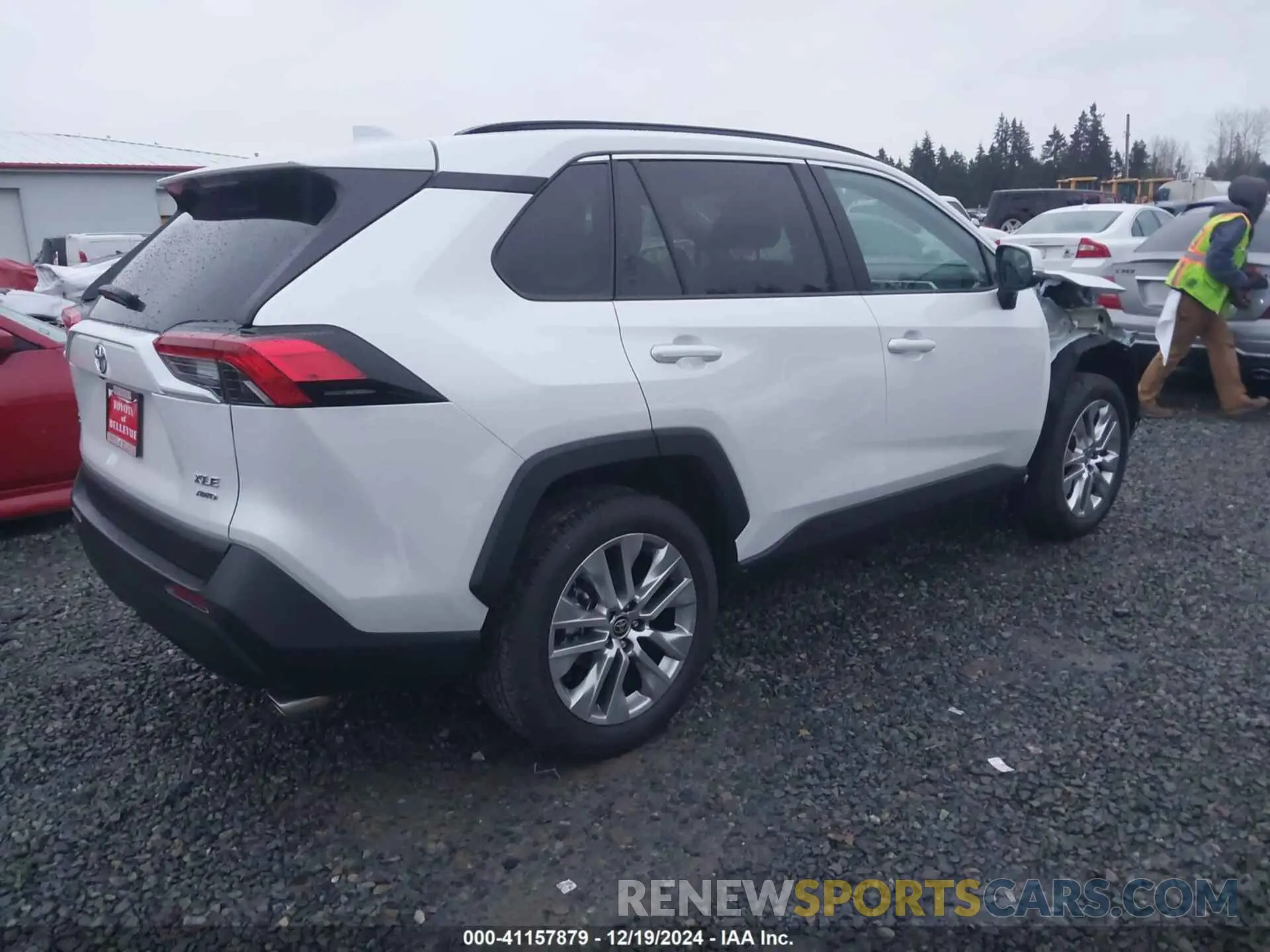 4 fotografías del automóvil dañado 2T3A1RFV3RW485865 TOYOTA RAV4 2024
