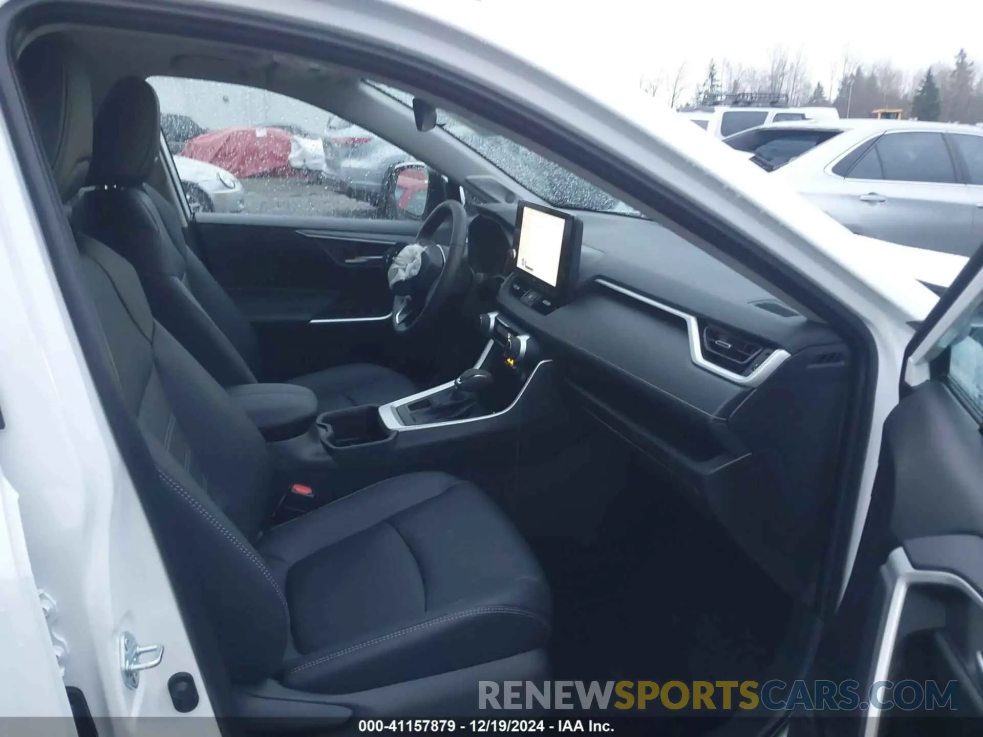 5 fotografías del automóvil dañado 2T3A1RFV3RW485865 TOYOTA RAV4 2024