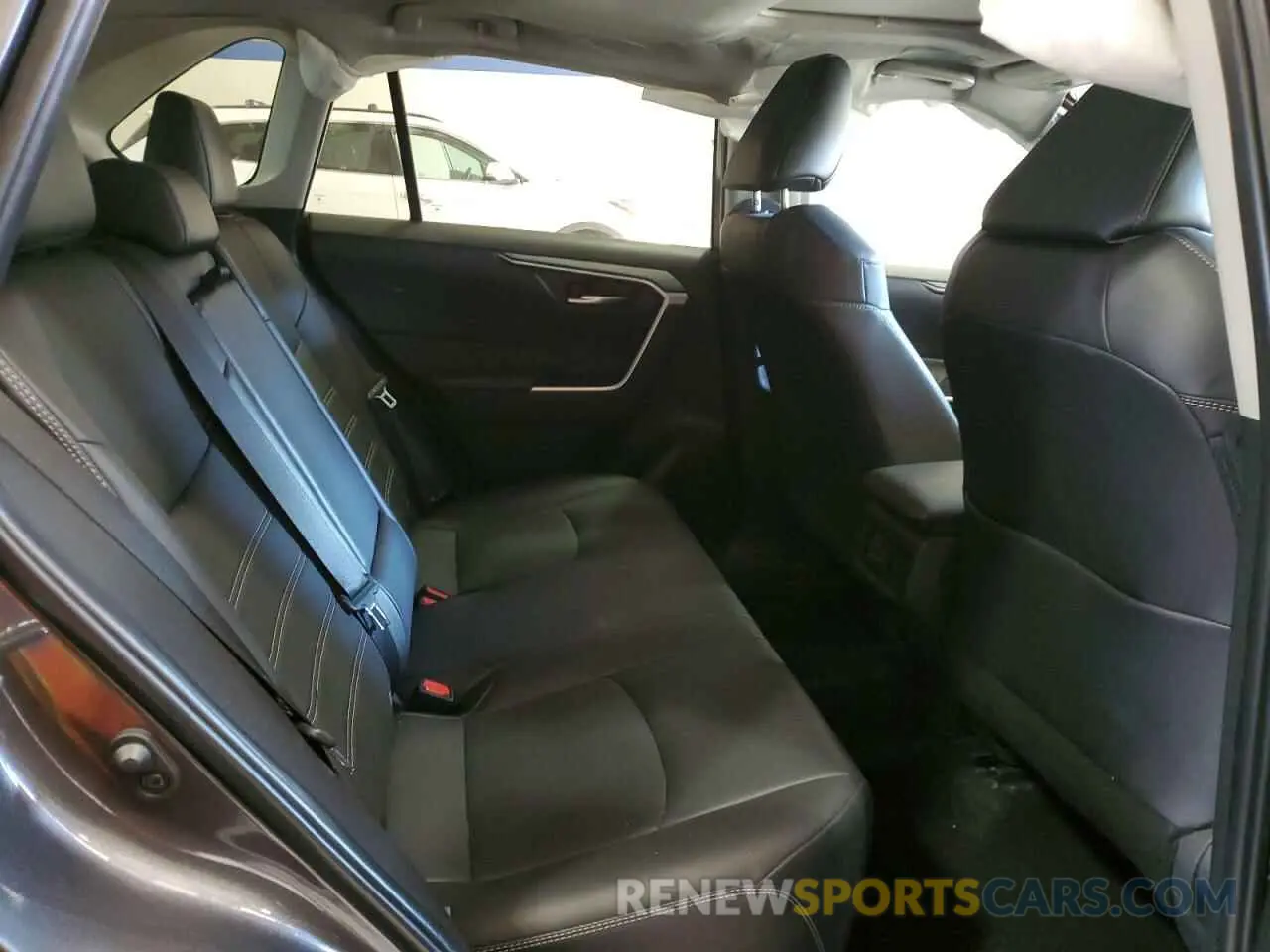 11 fotografías del automóvil dañado 2T3A1RFV5RC417407 TOYOTA RAV4 2024