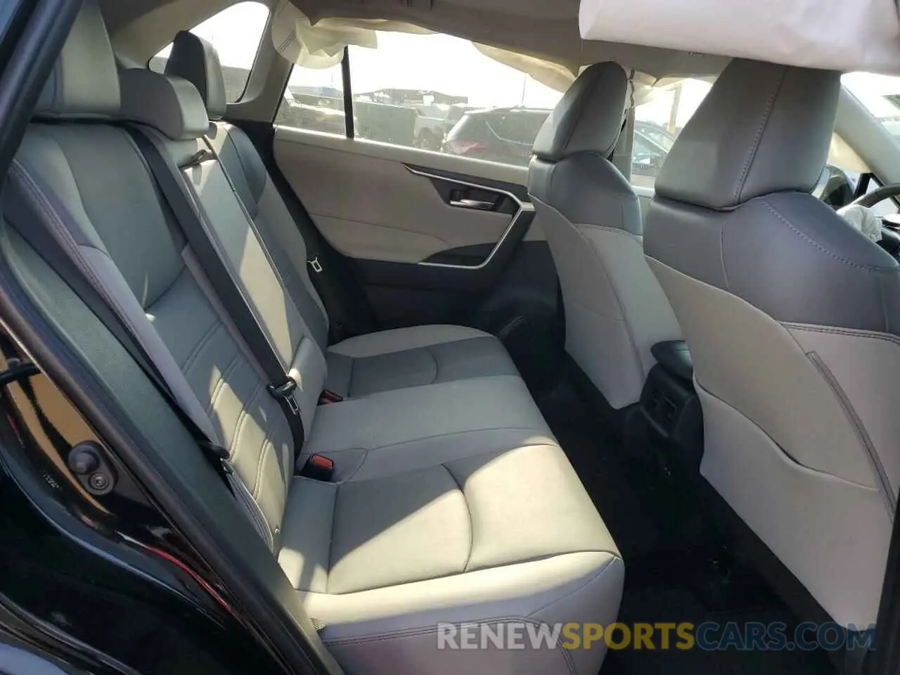 11 fotografías del automóvil dañado 2T3A1RFV5RC451640 TOYOTA RAV4 2024