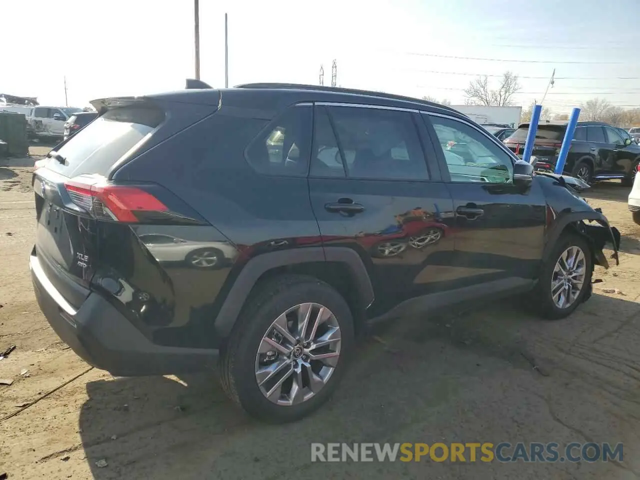 3 fotografías del automóvil dañado 2T3A1RFV5RC451640 TOYOTA RAV4 2024
