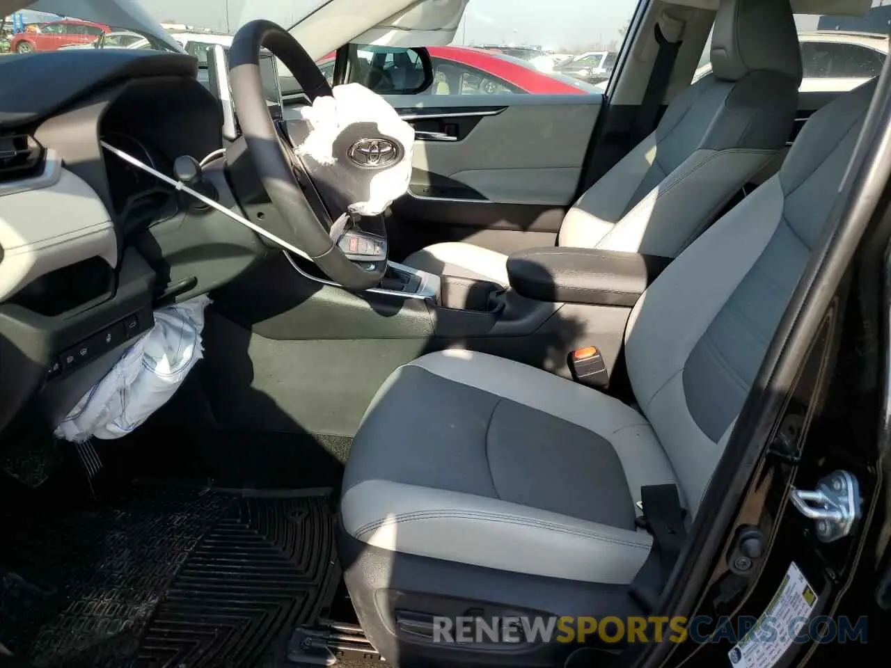 7 fotografías del automóvil dañado 2T3A1RFV5RC451640 TOYOTA RAV4 2024