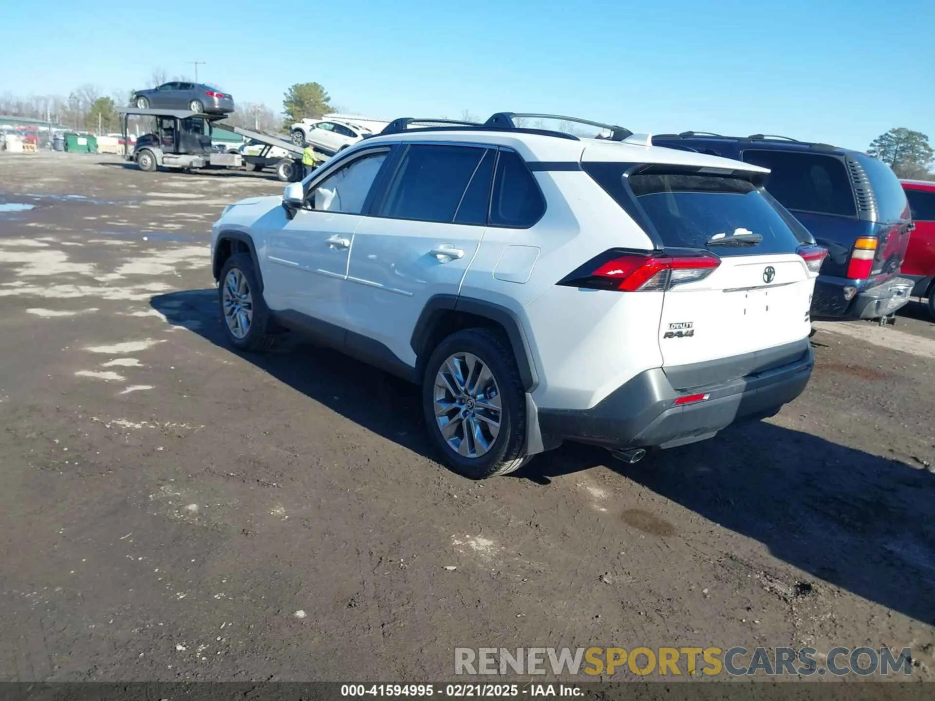 3 fotografías del automóvil dañado 2T3A1RFV5RW430320 TOYOTA RAV4 2024