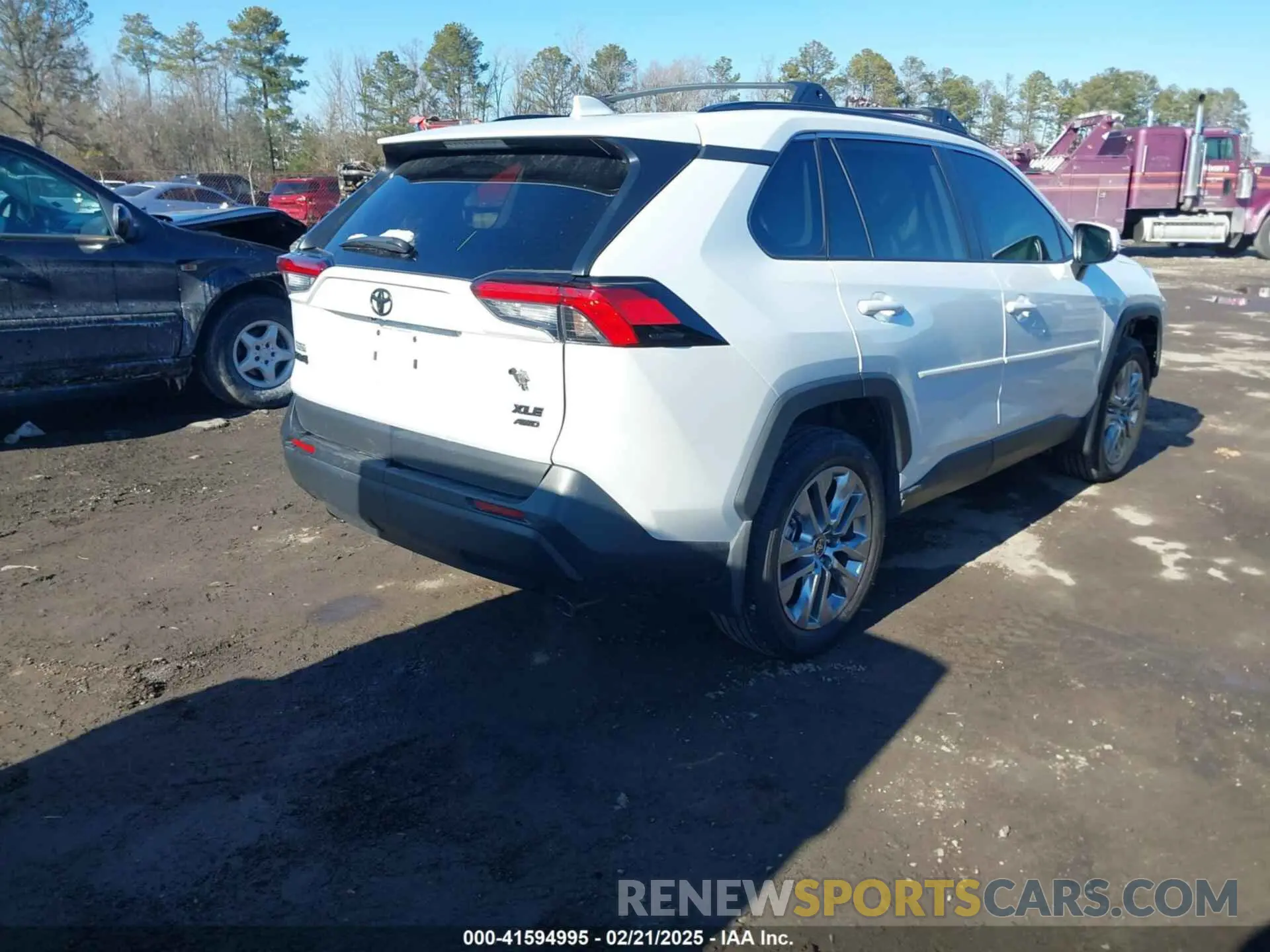 4 fotografías del automóvil dañado 2T3A1RFV5RW430320 TOYOTA RAV4 2024
