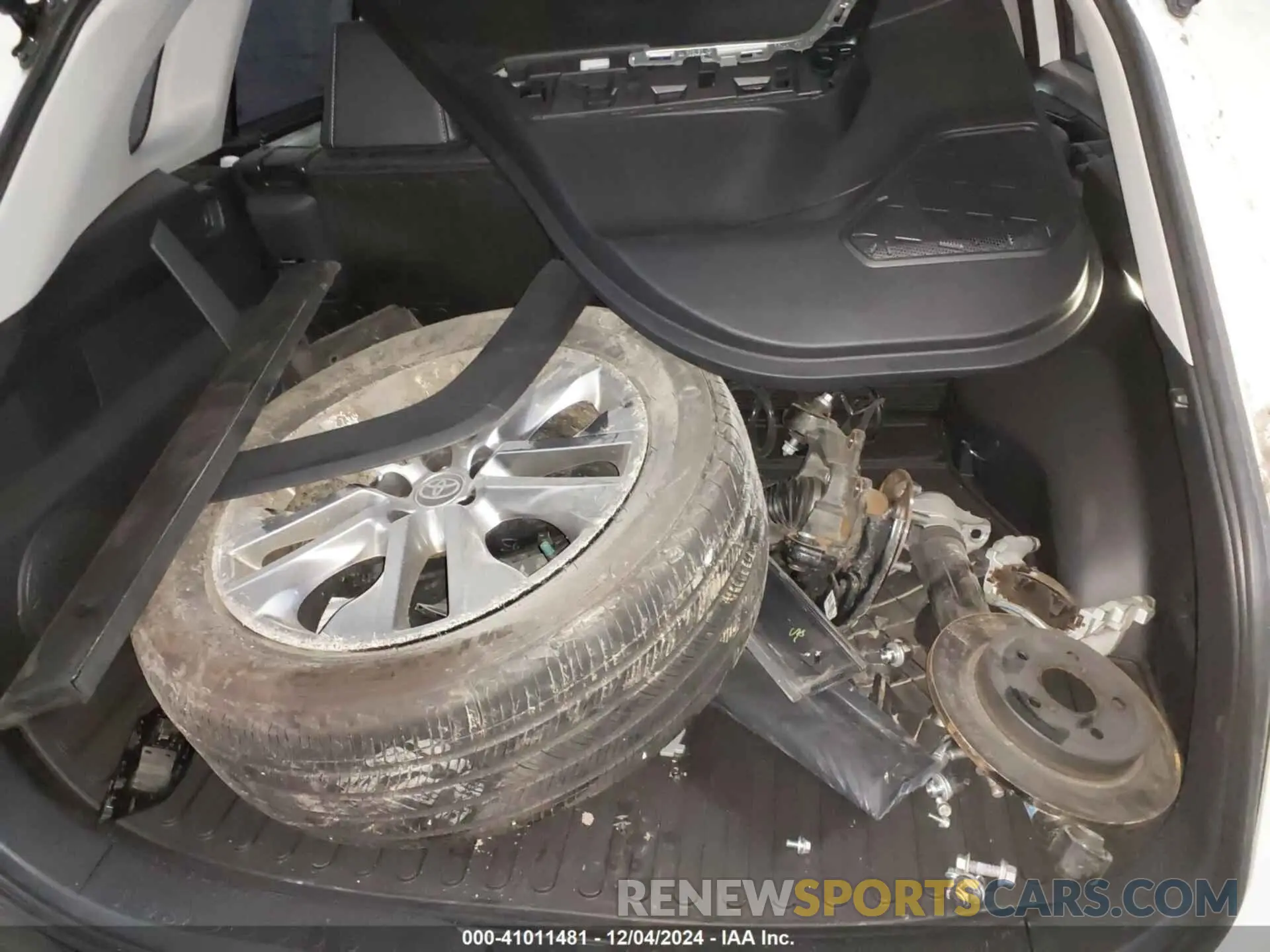 12 fotografías del automóvil dañado 2T3A1RFV5RW435145 TOYOTA RAV4 2024