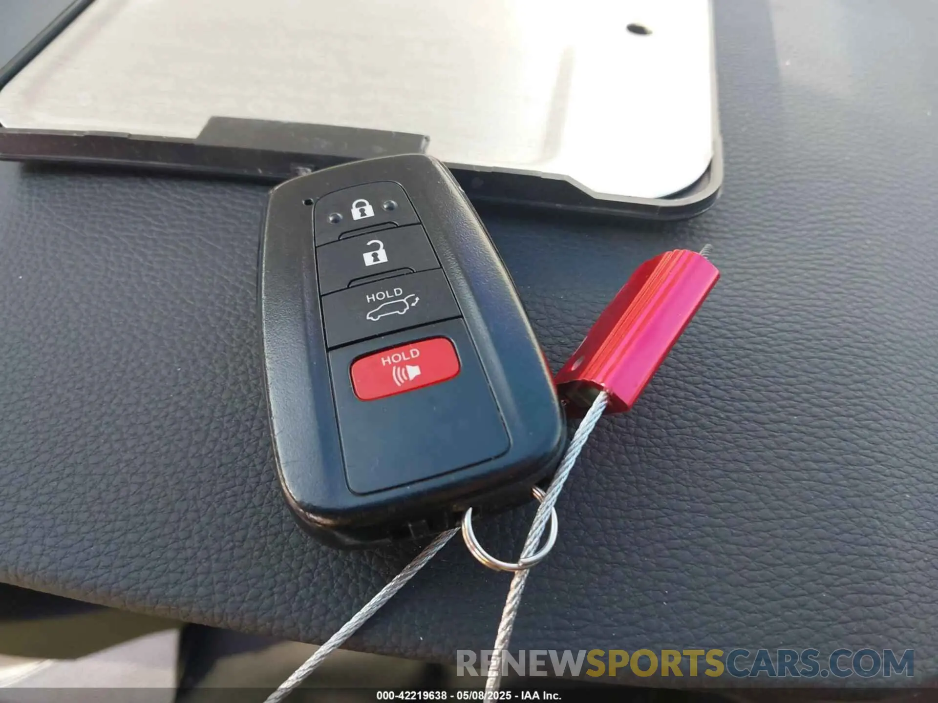 11 fotografías del automóvil dañado 2T3A1RFV5RW452270 TOYOTA RAV4 2024