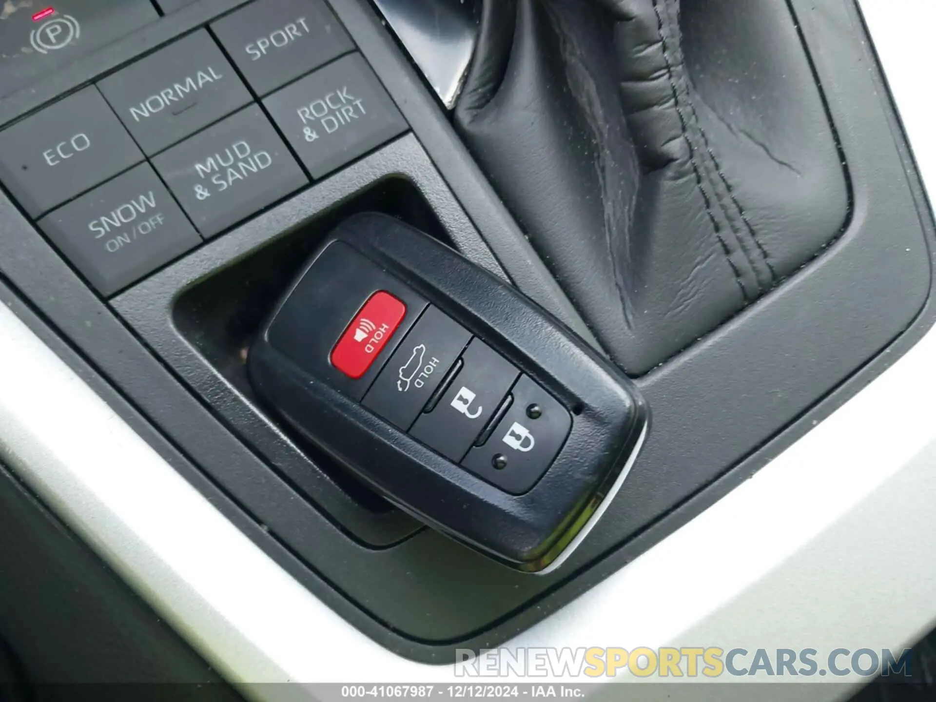 11 fotografías del automóvil dañado 2T3A1RFV9RC398649 TOYOTA RAV4 2024