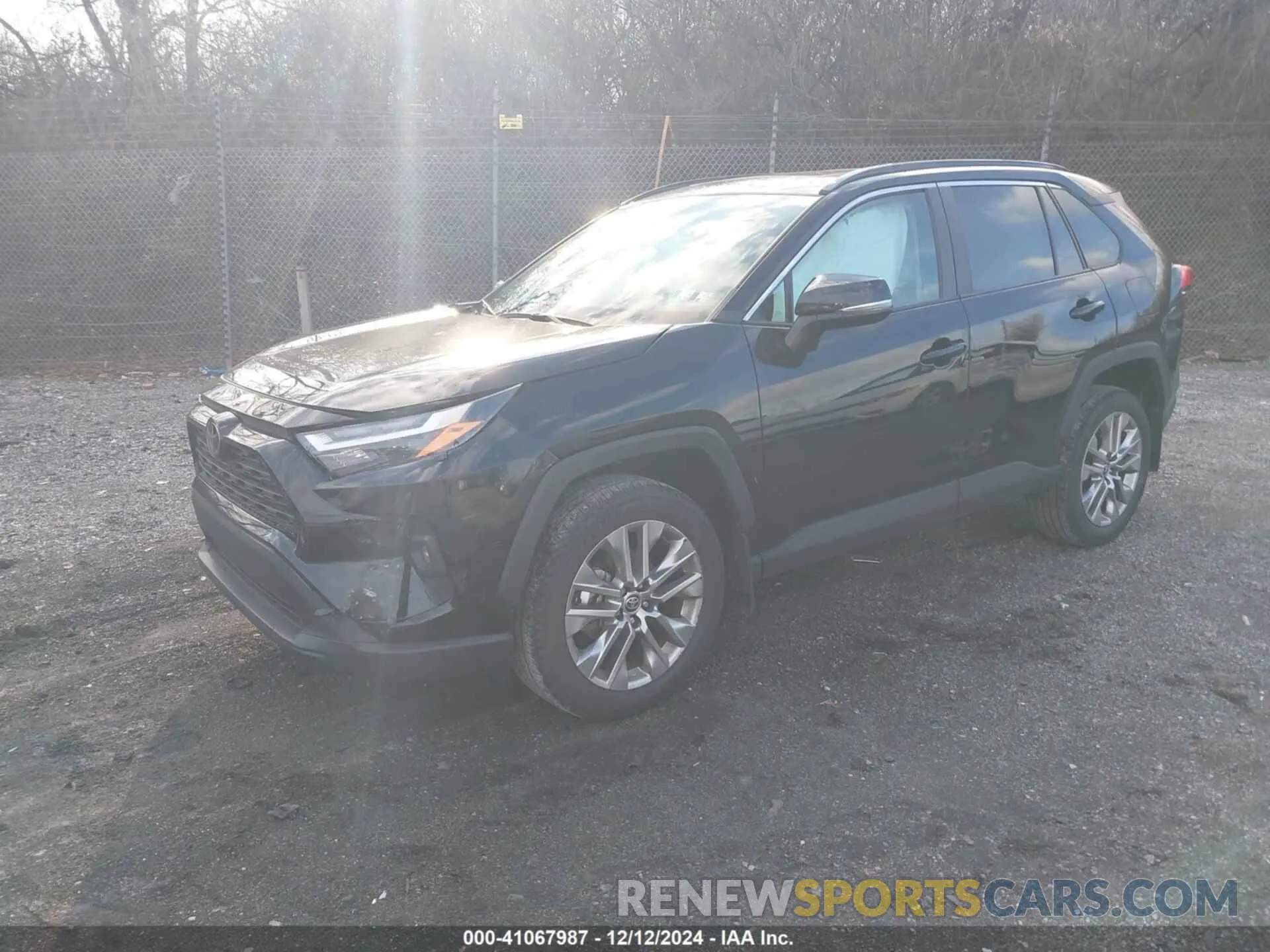 2 fotografías del automóvil dañado 2T3A1RFV9RC398649 TOYOTA RAV4 2024