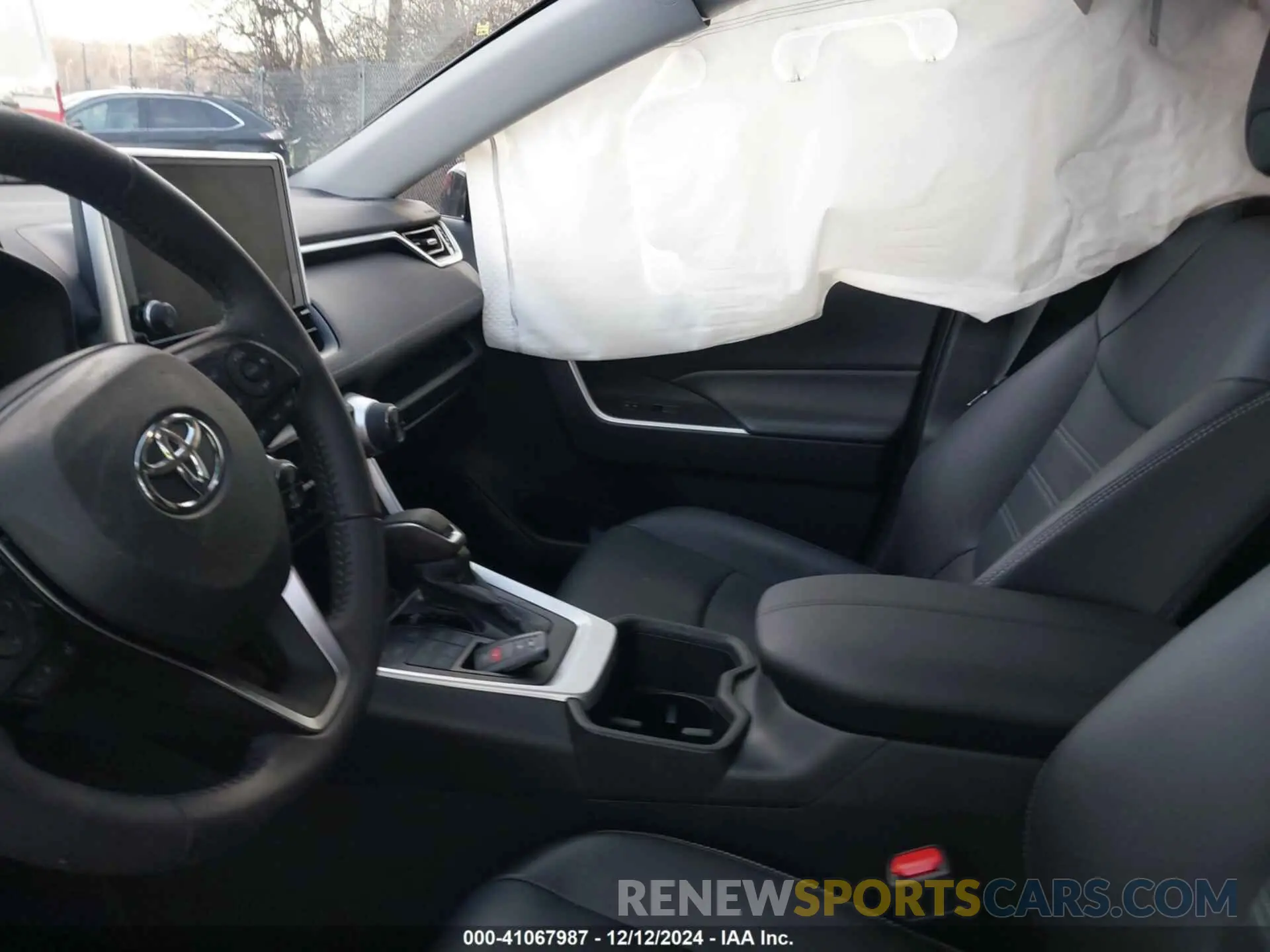 5 fotografías del automóvil dañado 2T3A1RFV9RC398649 TOYOTA RAV4 2024