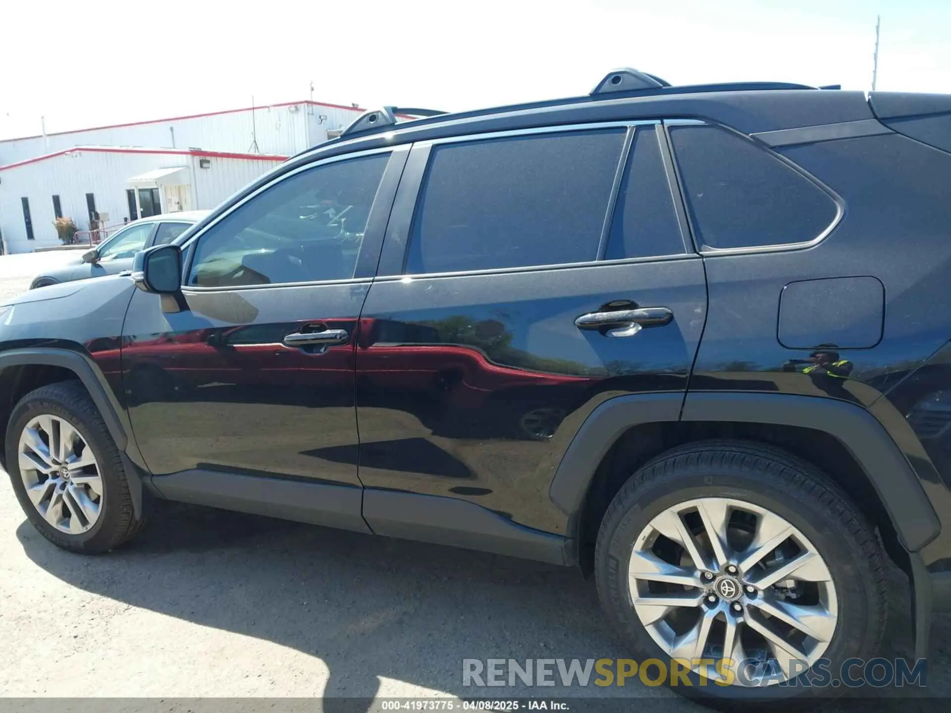 14 fotografías del automóvil dañado 2T3A1RFV9RC425493 TOYOTA RAV4 2024