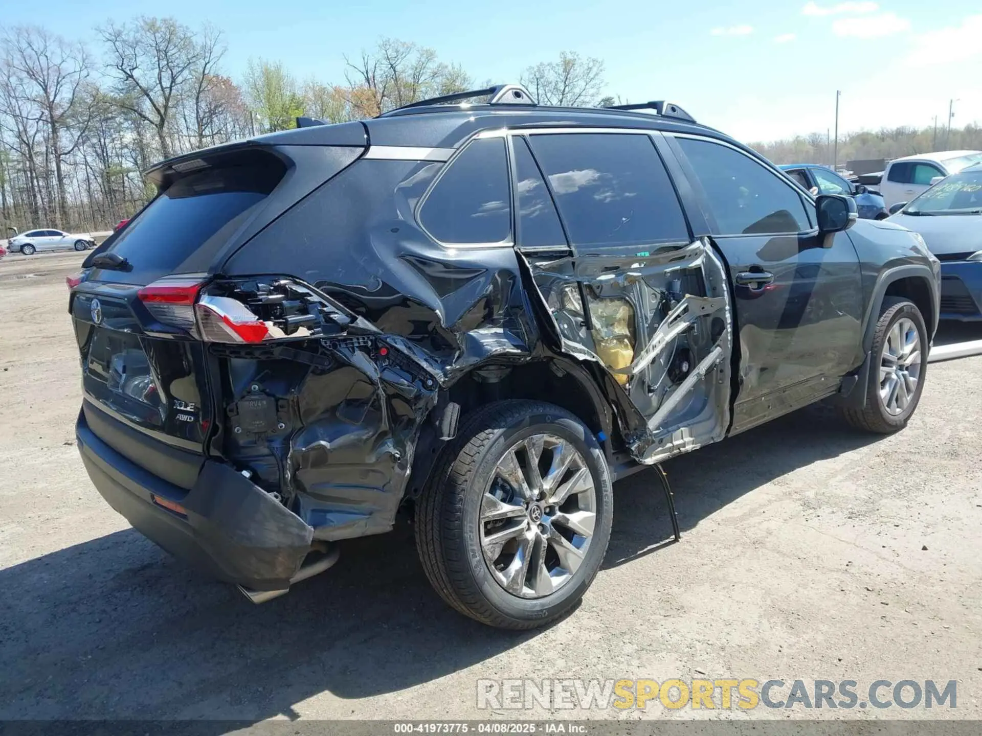 4 fotografías del automóvil dañado 2T3A1RFV9RC425493 TOYOTA RAV4 2024
