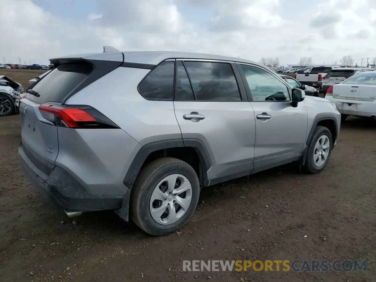 3 fotografías del automóvil dañado 2T3B1RFV1RC422947 TOYOTA RAV4 2024