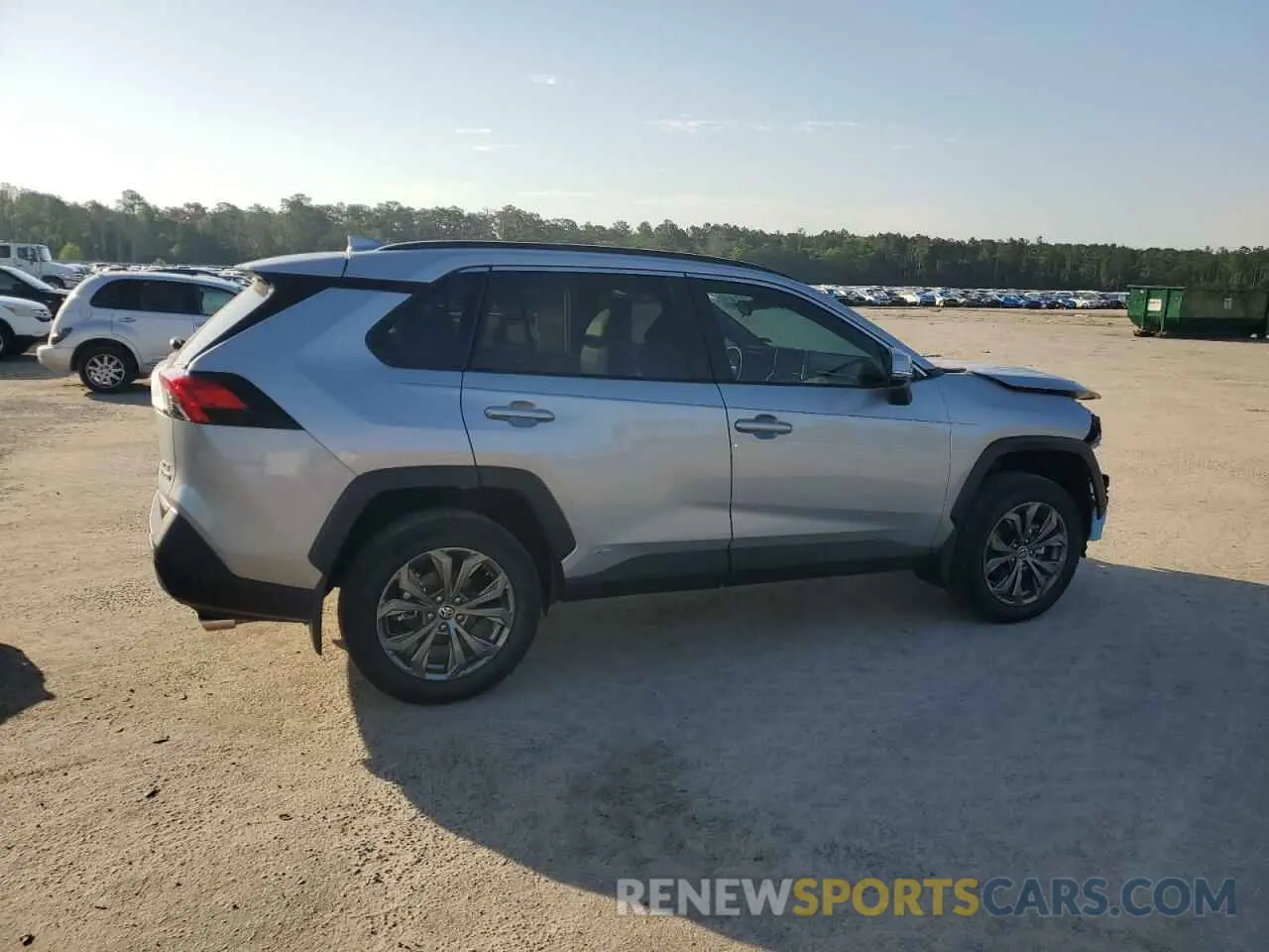 3 fotografías del automóvil dañado 2T3B6RFV0RW074218 TOYOTA RAV4 2024