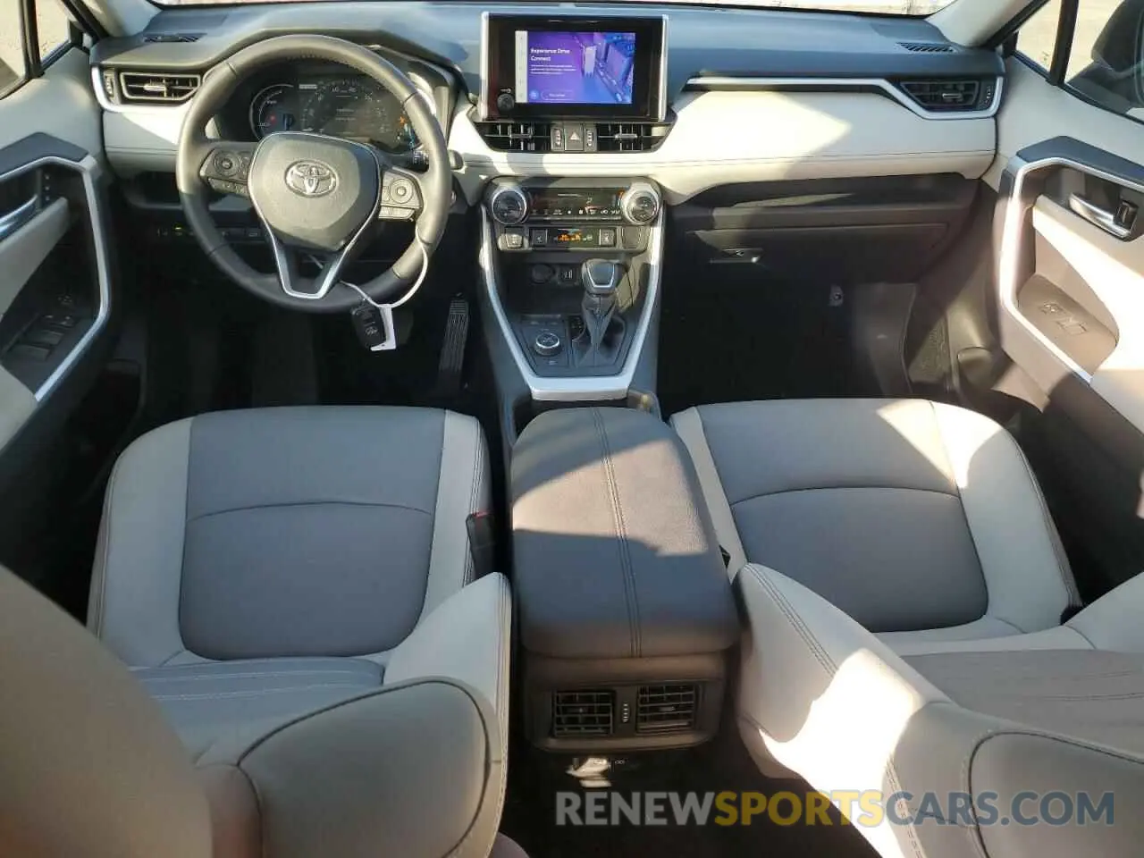 8 fotografías del automóvil dañado 2T3B6RFV0RW074218 TOYOTA RAV4 2024