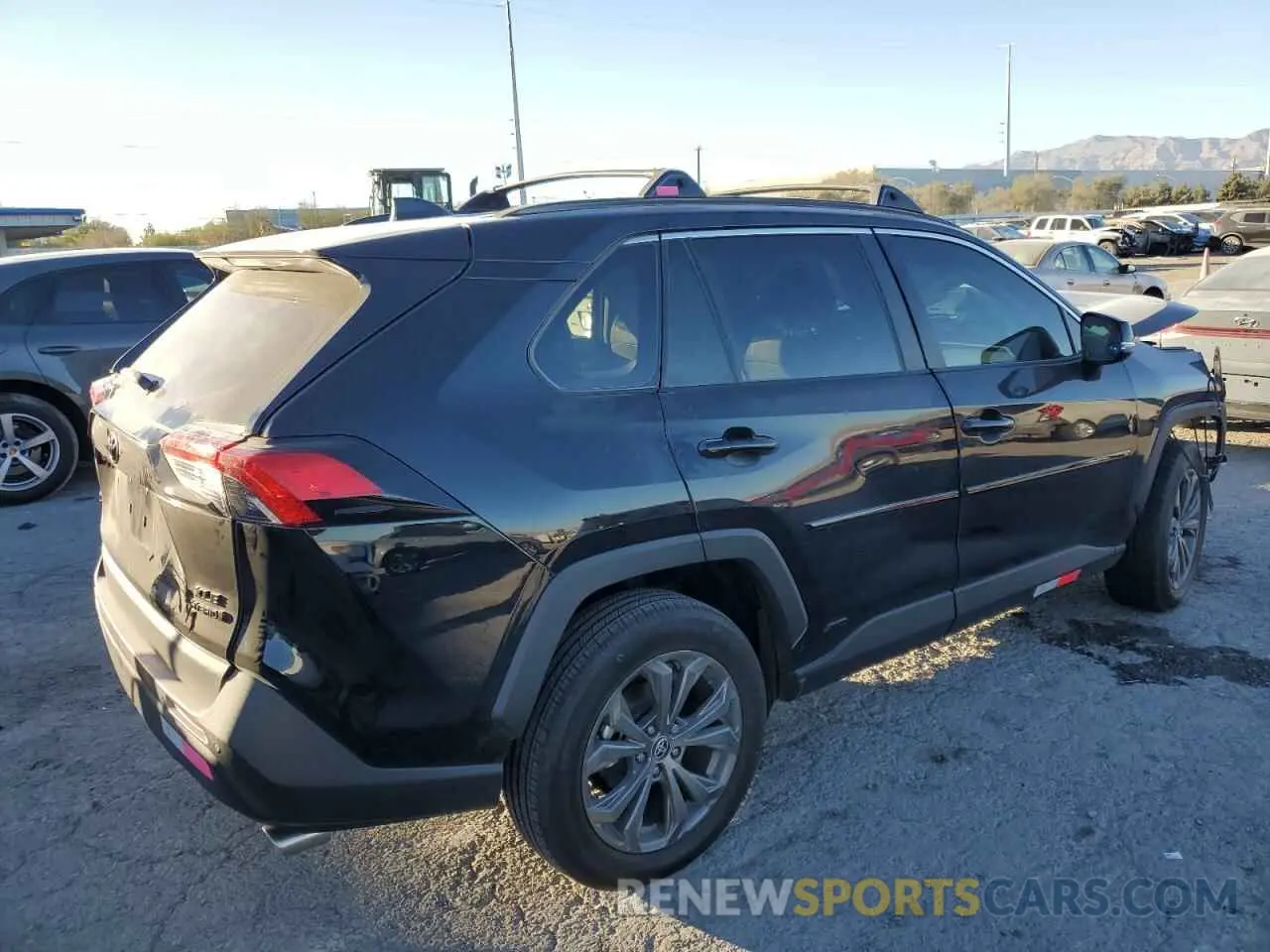 3 fotografías del automóvil dañado 2T3B6RFV7RW049851 TOYOTA RAV4 2024