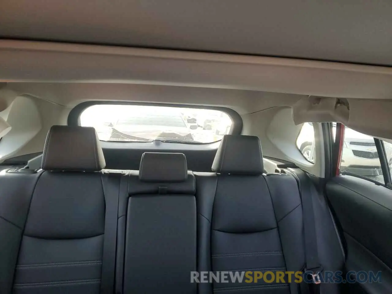 10 fotografías del automóvil dañado 2T3B6RFV7RW081179 TOYOTA RAV4 2024