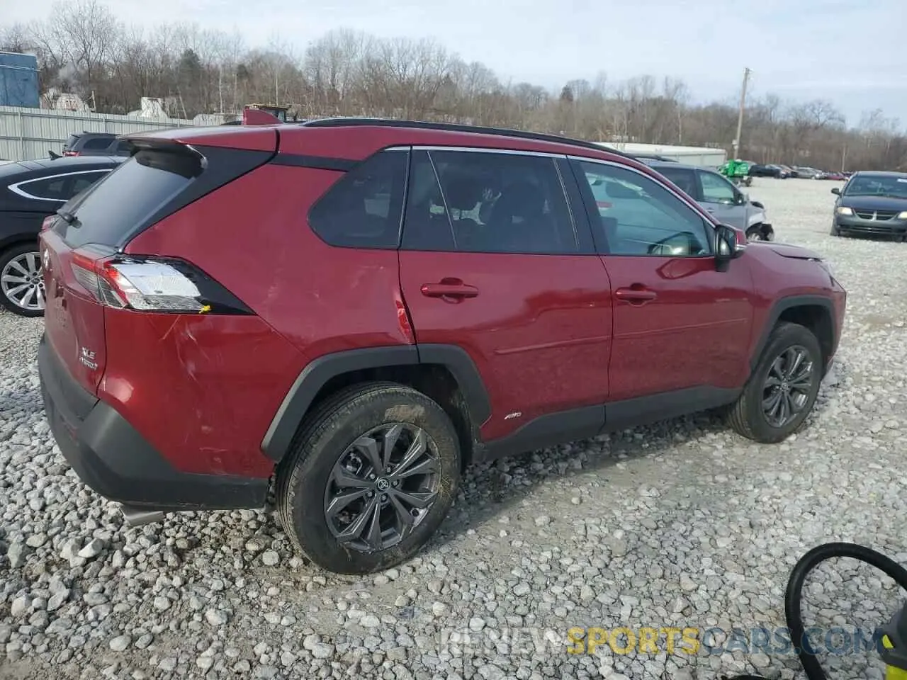 3 fotografías del automóvil dañado 2T3B6RFV7RW081179 TOYOTA RAV4 2024