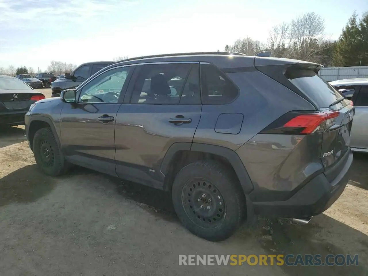 2 fotografías del automóvil dañado 2T3BWRFV9RW231972 TOYOTA RAV4 2024