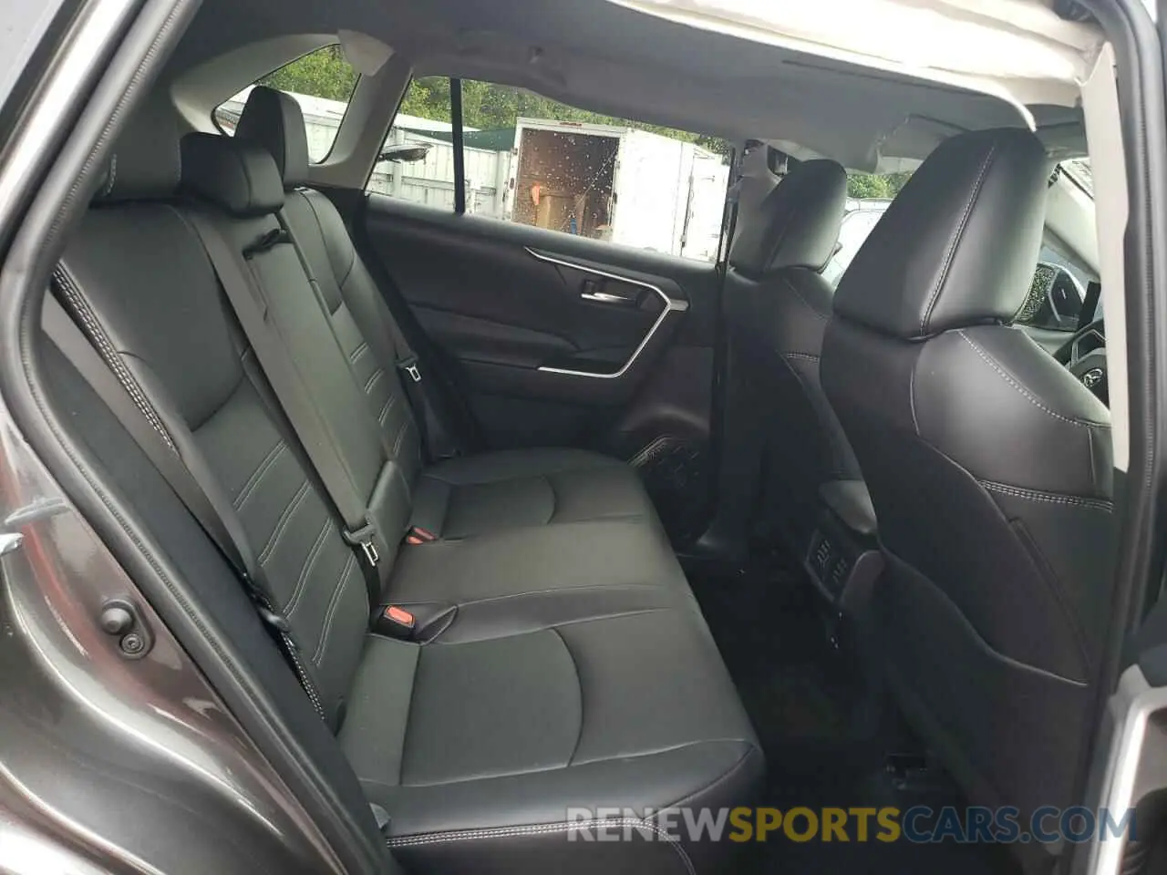 11 fotografías del automóvil dañado 2T3C1RFV0RC278487 TOYOTA RAV4 2024