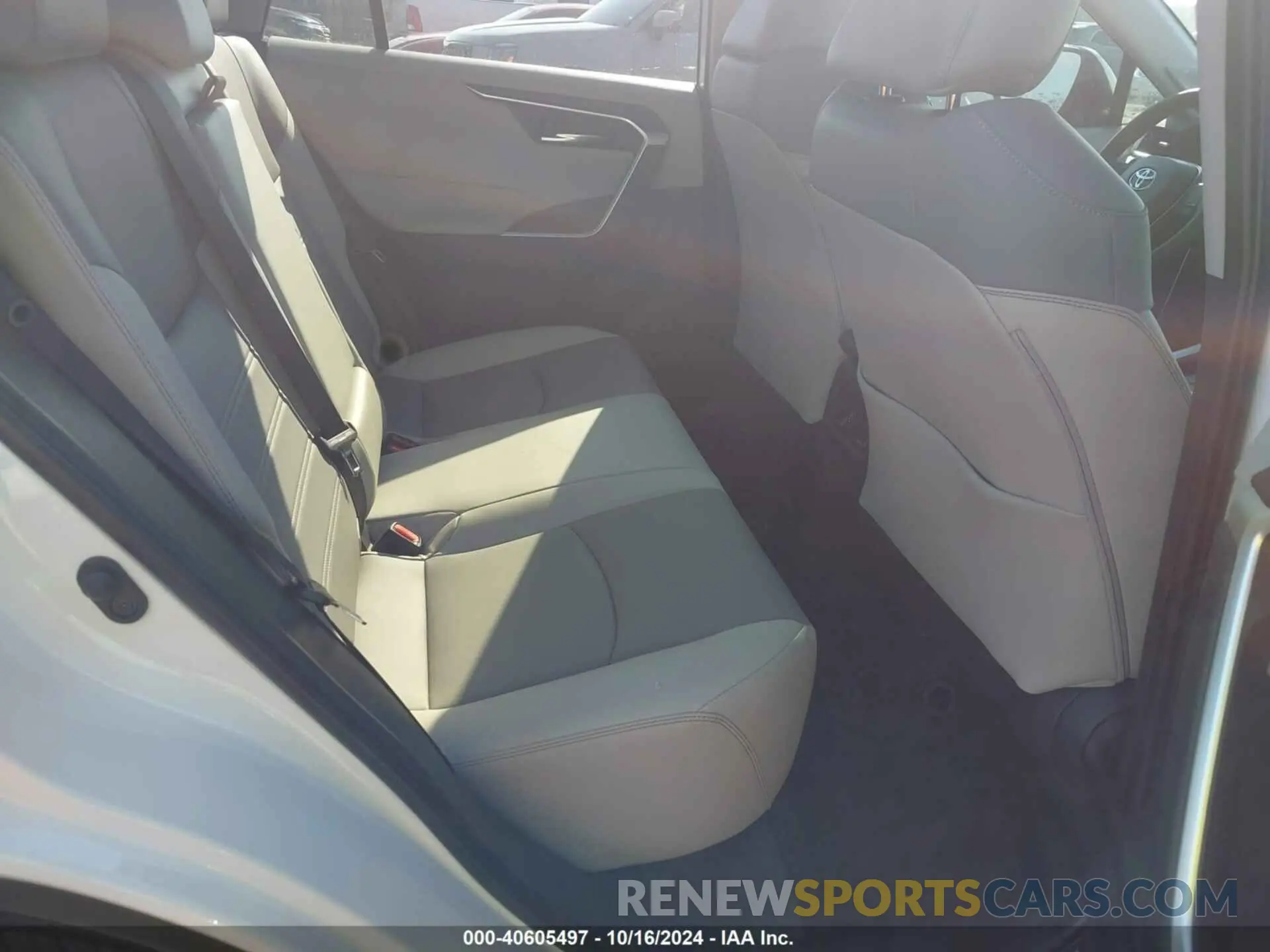 8 fotografías del automóvil dañado 2T3C1RFV1RW344687 TOYOTA RAV4 2024