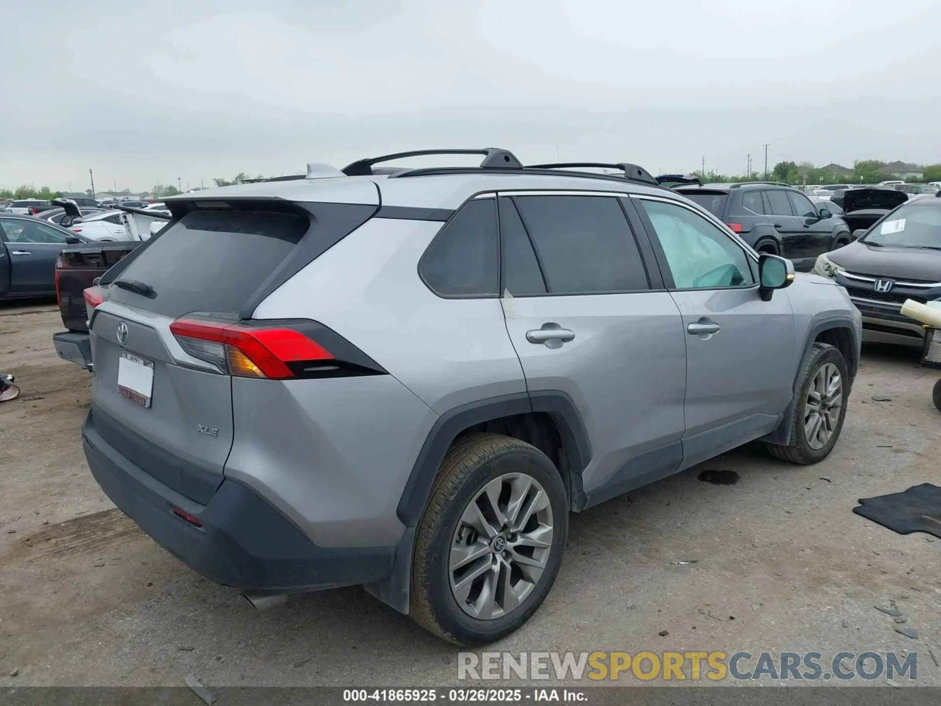 4 fotografías del automóvil dañado 2T3C1RFV2RC263246 TOYOTA RAV4 2024