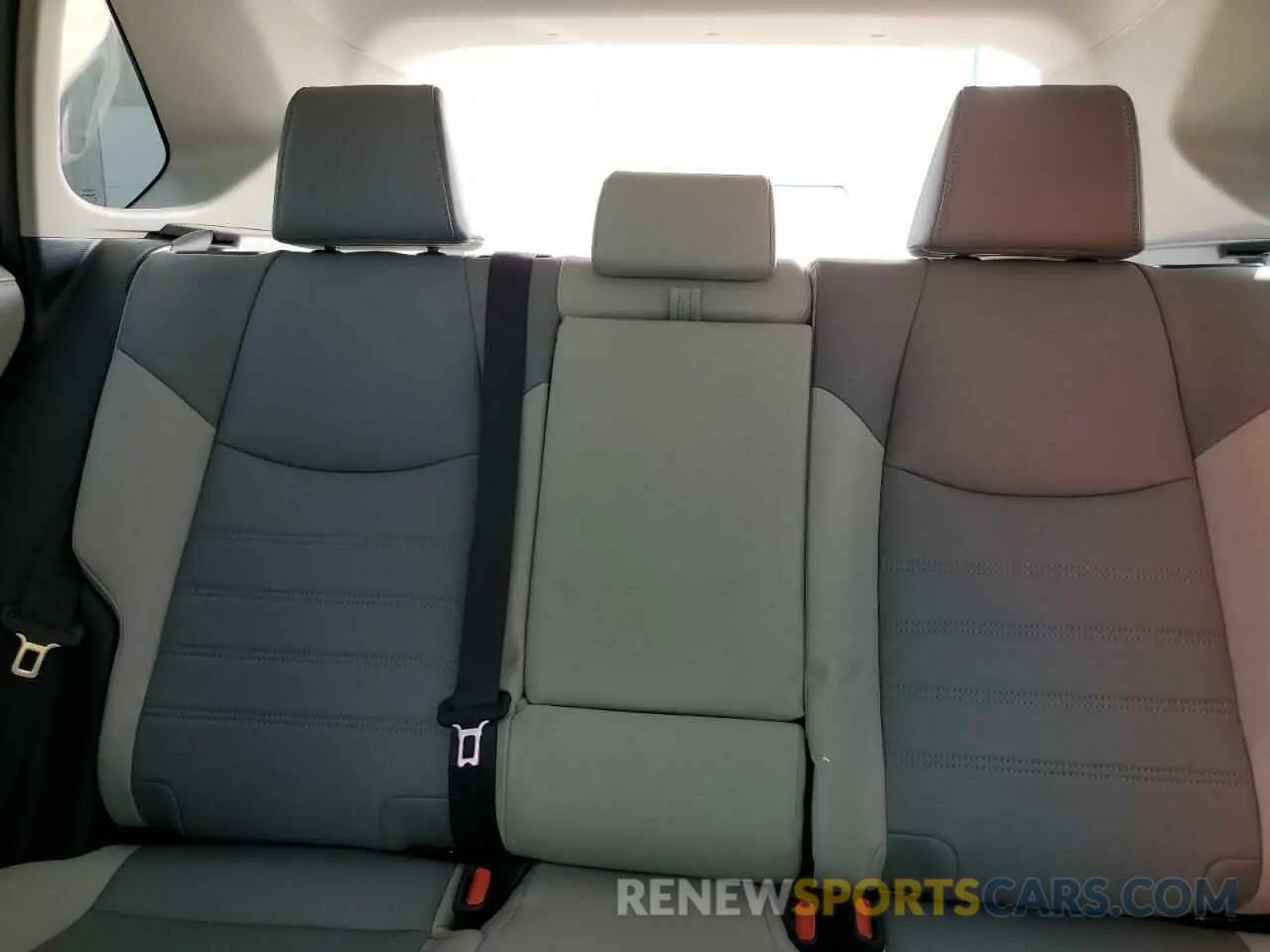10 fotografías del automóvil dañado 2T3C1RFV2RC271816 TOYOTA RAV4 2024