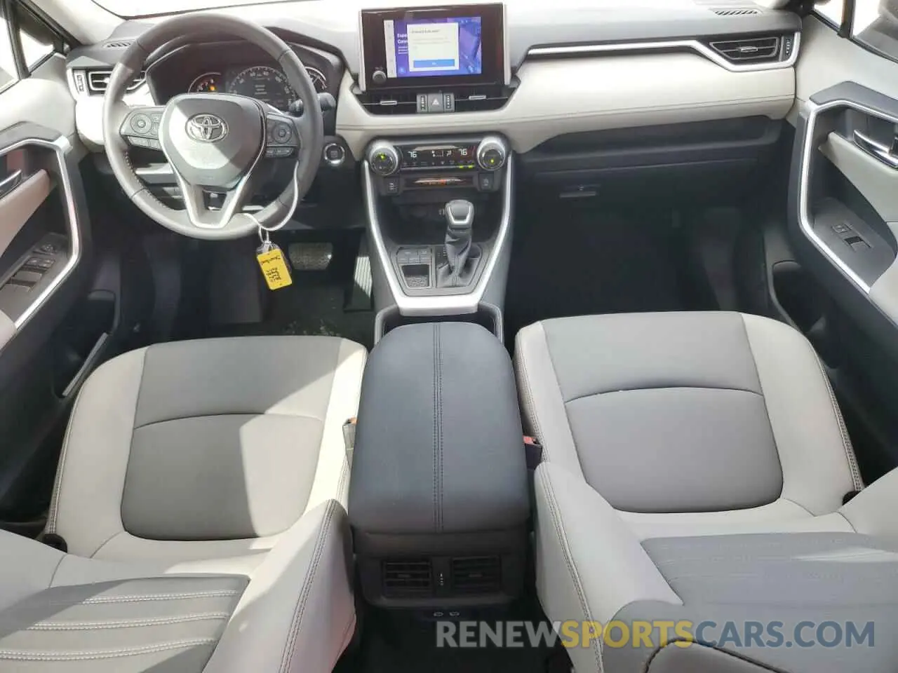 8 fotografías del automóvil dañado 2T3C1RFV2RC271816 TOYOTA RAV4 2024