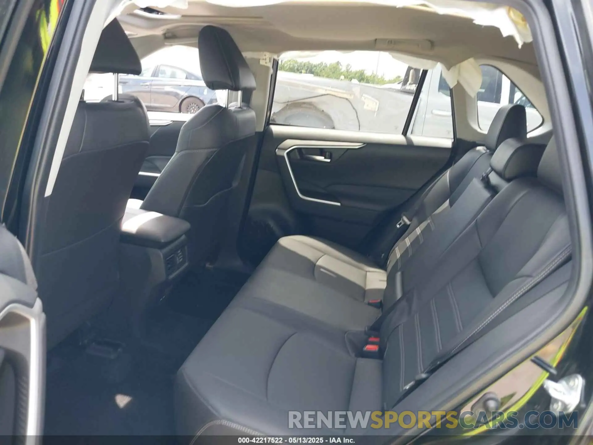 8 fotografías del automóvil dañado 2T3C1RFV3RC268293 TOYOTA RAV4 2024