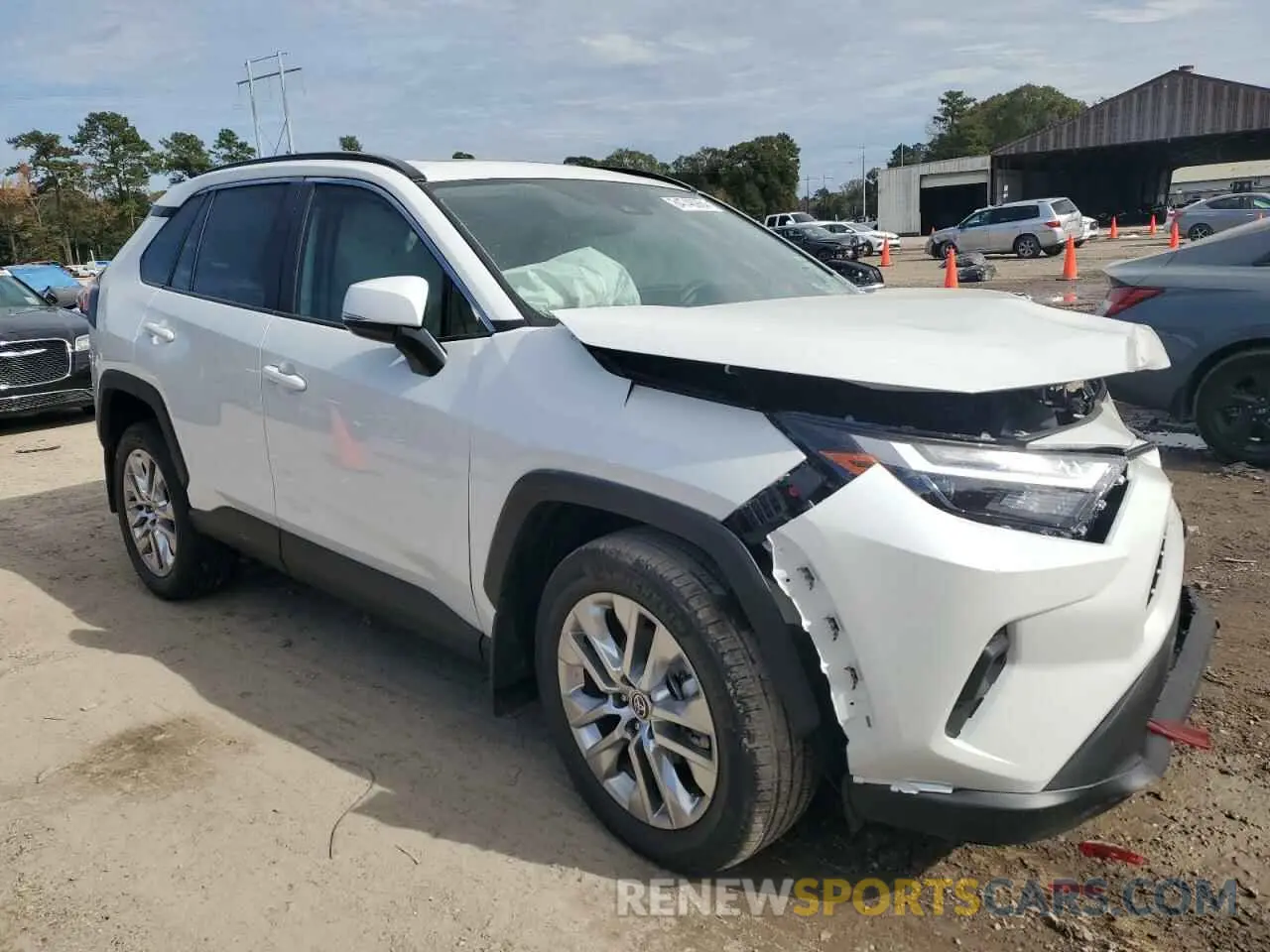4 fotografías del automóvil dañado 2T3C1RFV3RW352290 TOYOTA RAV4 2024