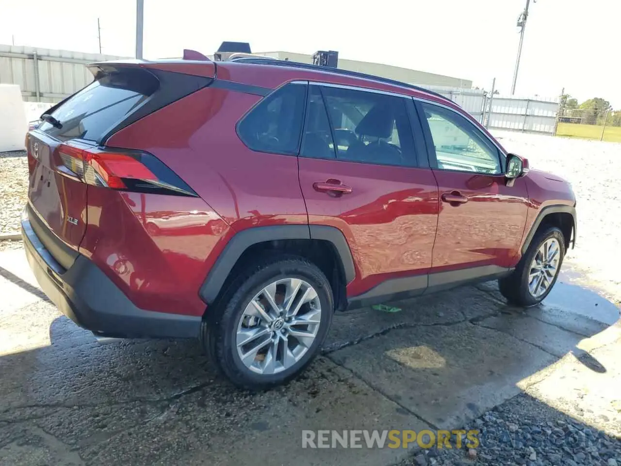 3 fotografías del automóvil dañado 2T3C1RFV4RW300523 TOYOTA RAV4 2024