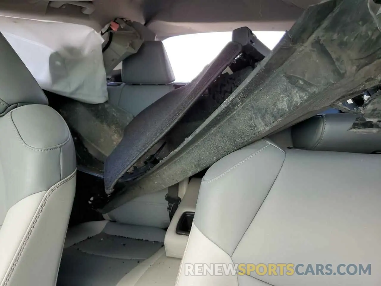 10 fotografías del automóvil dañado 2T3C1RFV4RW313580 TOYOTA RAV4 2024