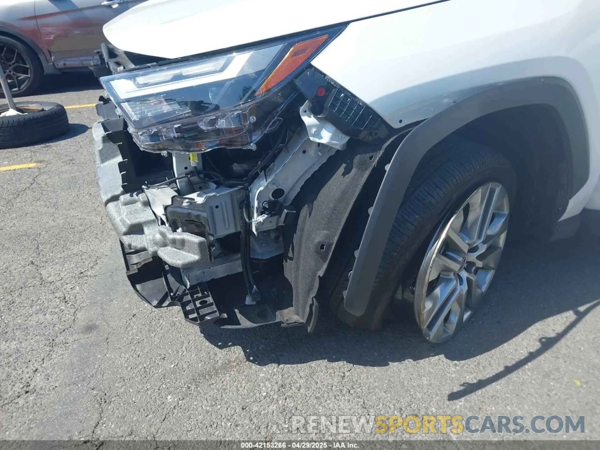 17 fotografías del automóvil dañado 2T3C1RFV4RW326099 TOYOTA RAV4 2024