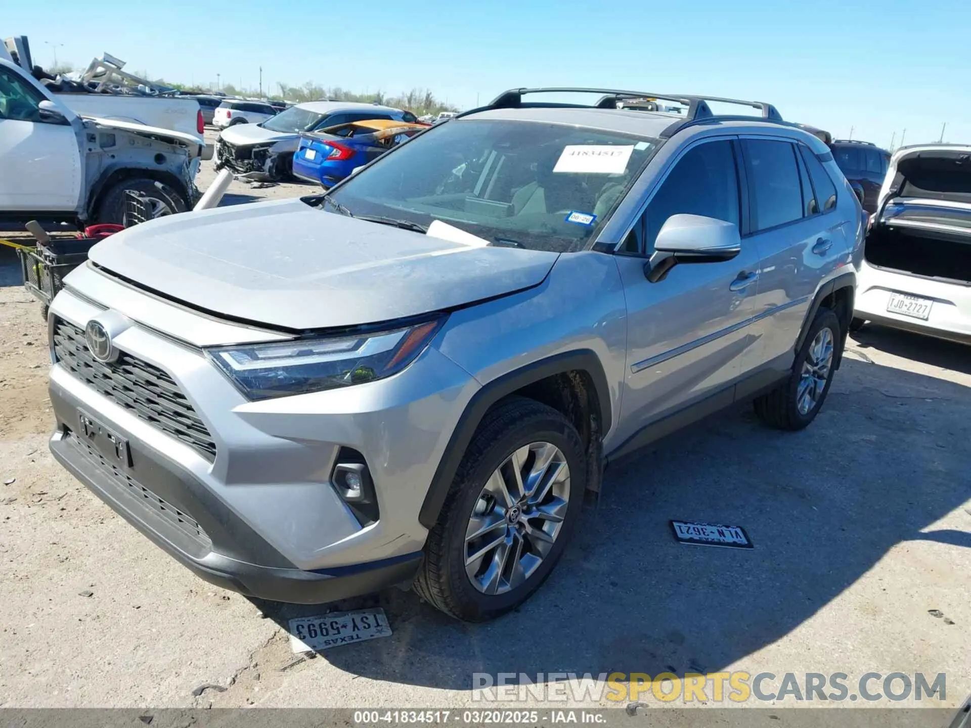 2 fotografías del automóvil dañado 2T3C1RFV5RW339525 TOYOTA RAV4 2024