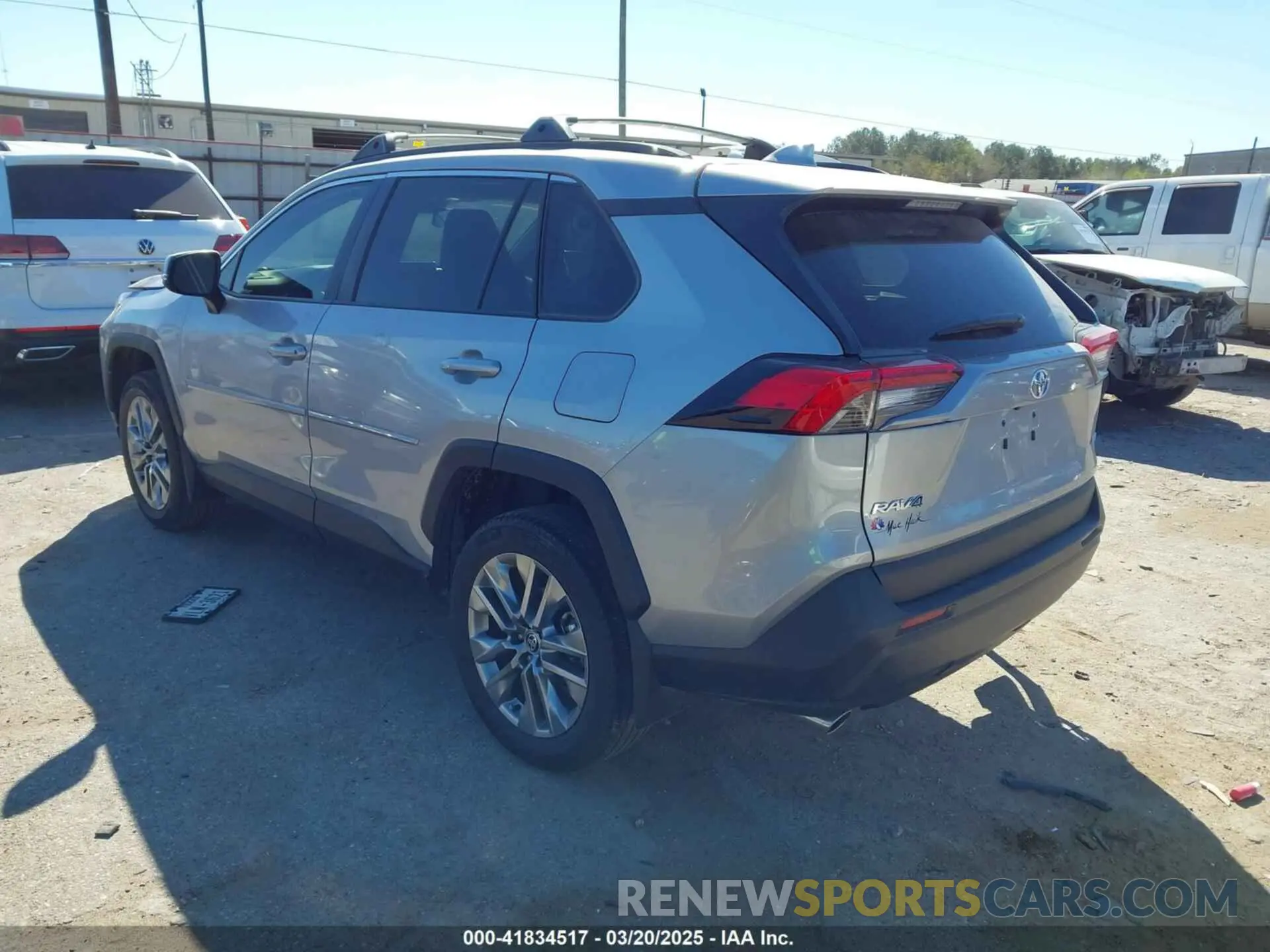 3 fotografías del automóvil dañado 2T3C1RFV5RW339525 TOYOTA RAV4 2024