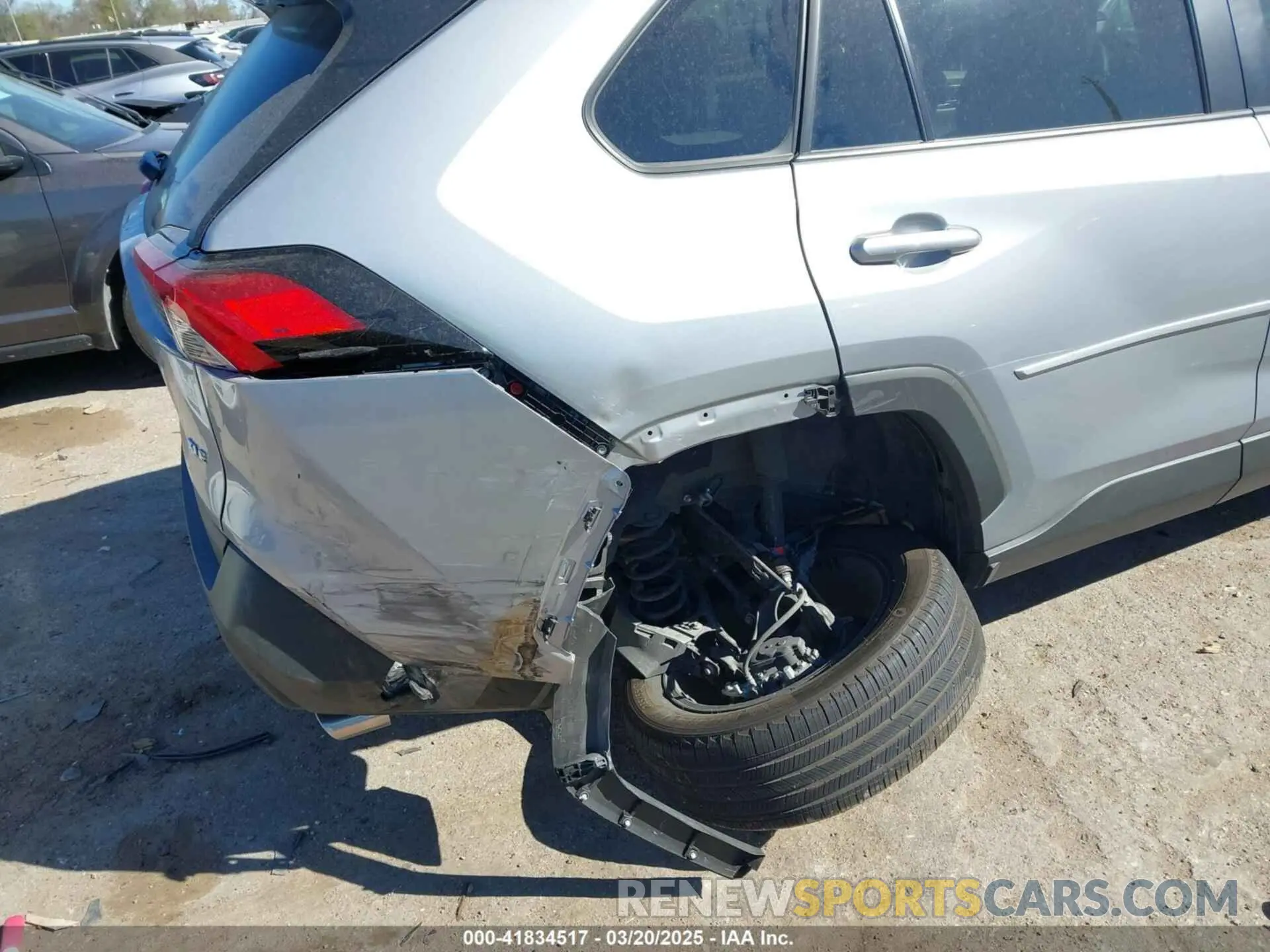 6 fotografías del automóvil dañado 2T3C1RFV5RW339525 TOYOTA RAV4 2024