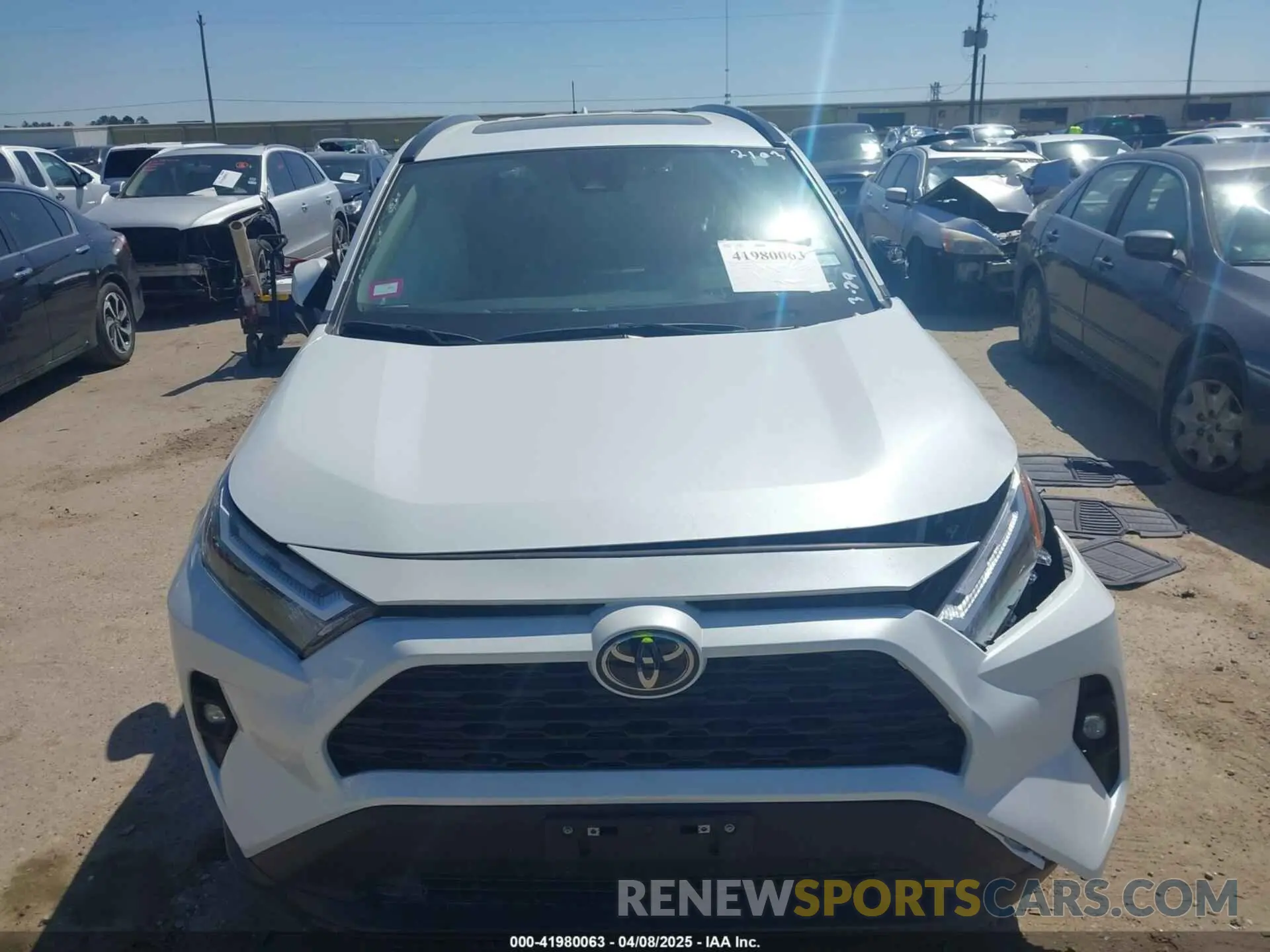 12 fotografías del automóvil dañado 2T3C1RFV6RW362103 TOYOTA RAV4 2024