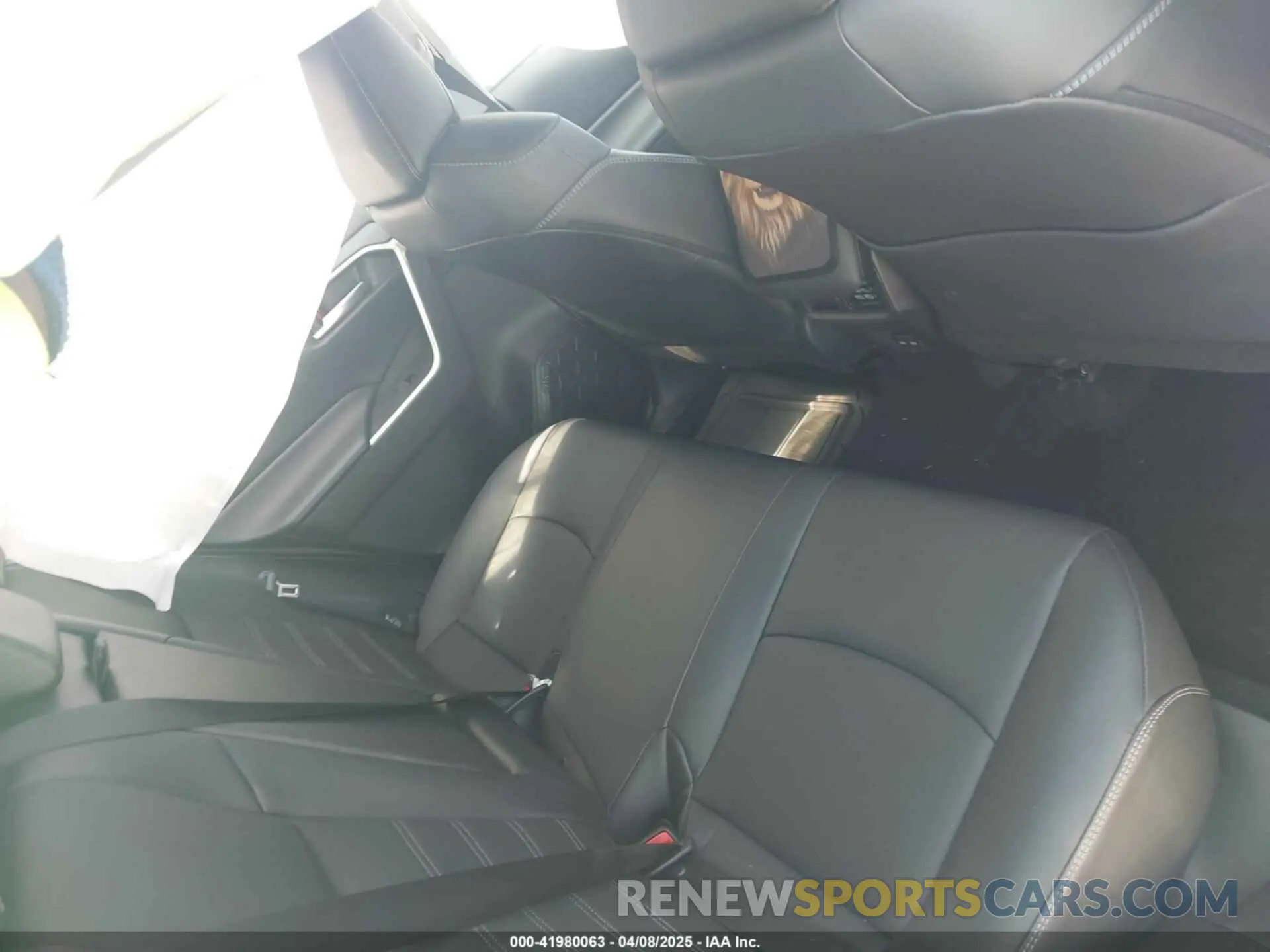 8 fotografías del automóvil dañado 2T3C1RFV6RW362103 TOYOTA RAV4 2024